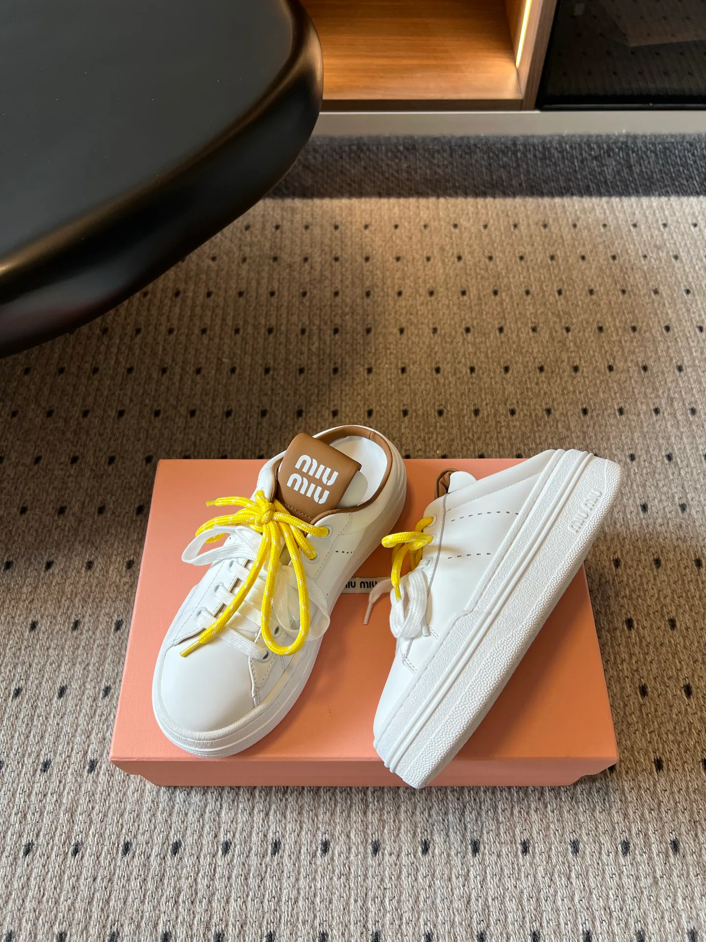 Women's Sneakers MIU MIU 17696148