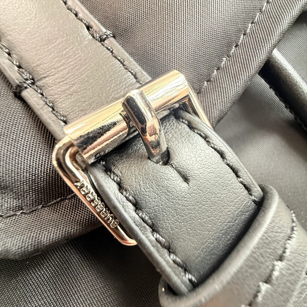 Women's Backpacks BURBERRY 17949149