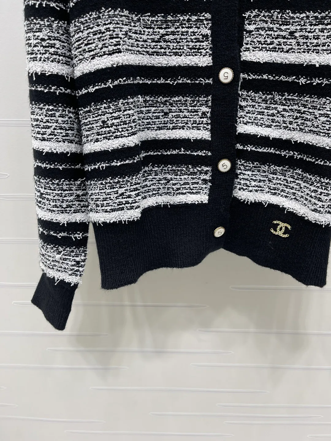 Women's Jumpers And Sweaters CHANEL 18038543