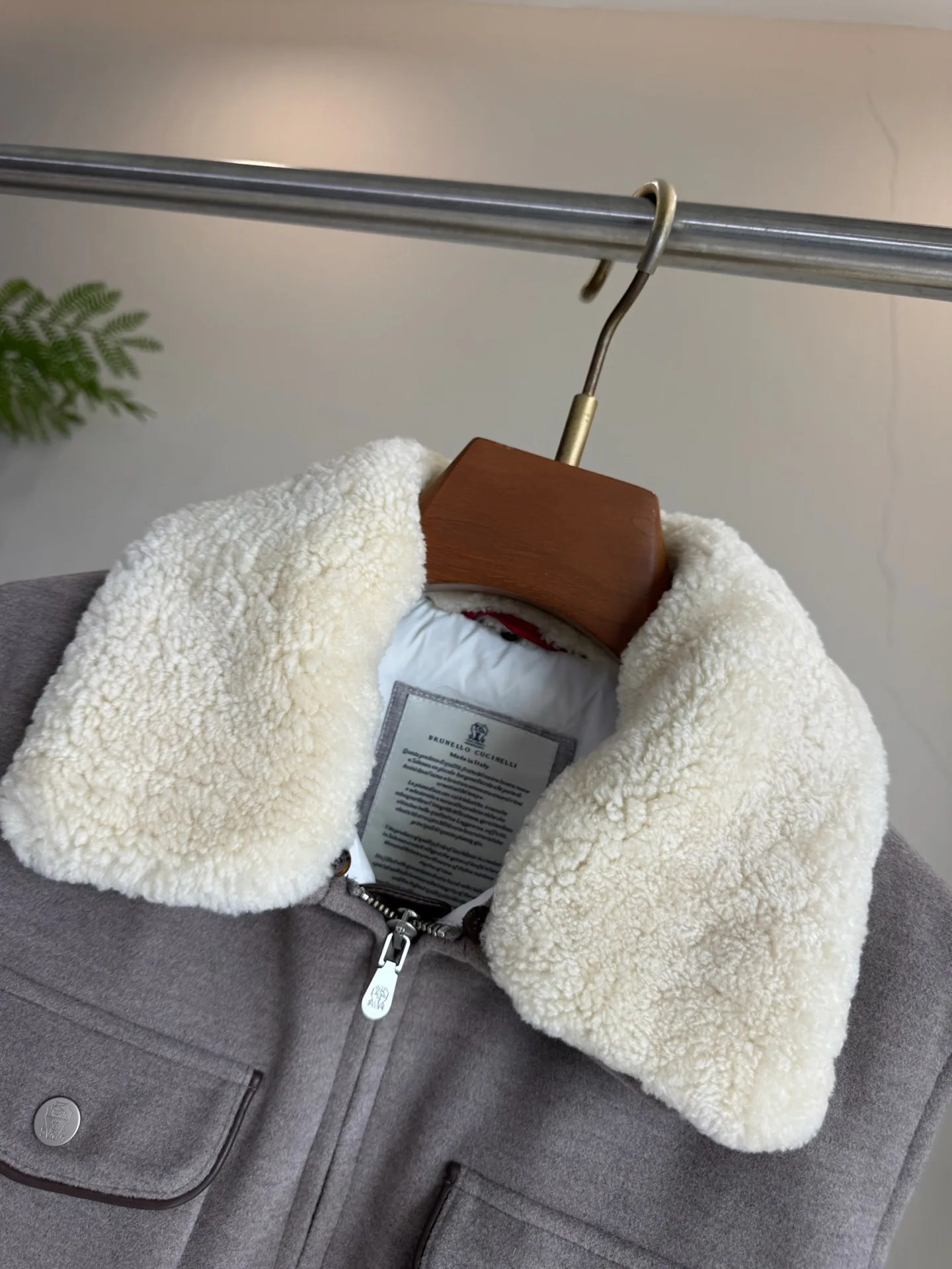 Жилеты Мужские Brunello Cucinelli 18569849