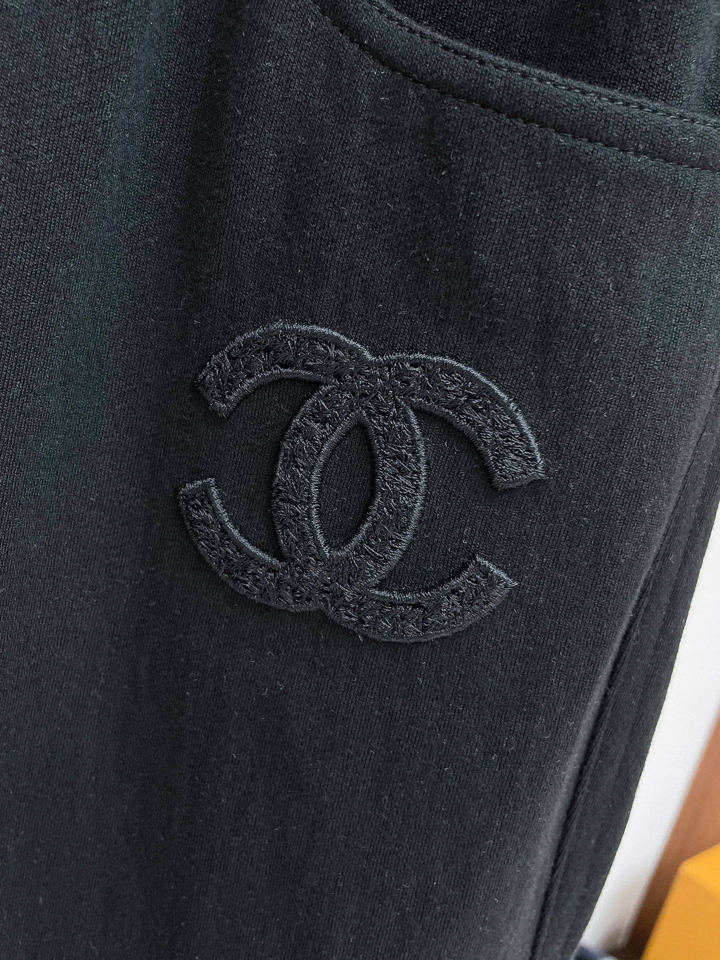 Men's Trousers CHANEL 18499611