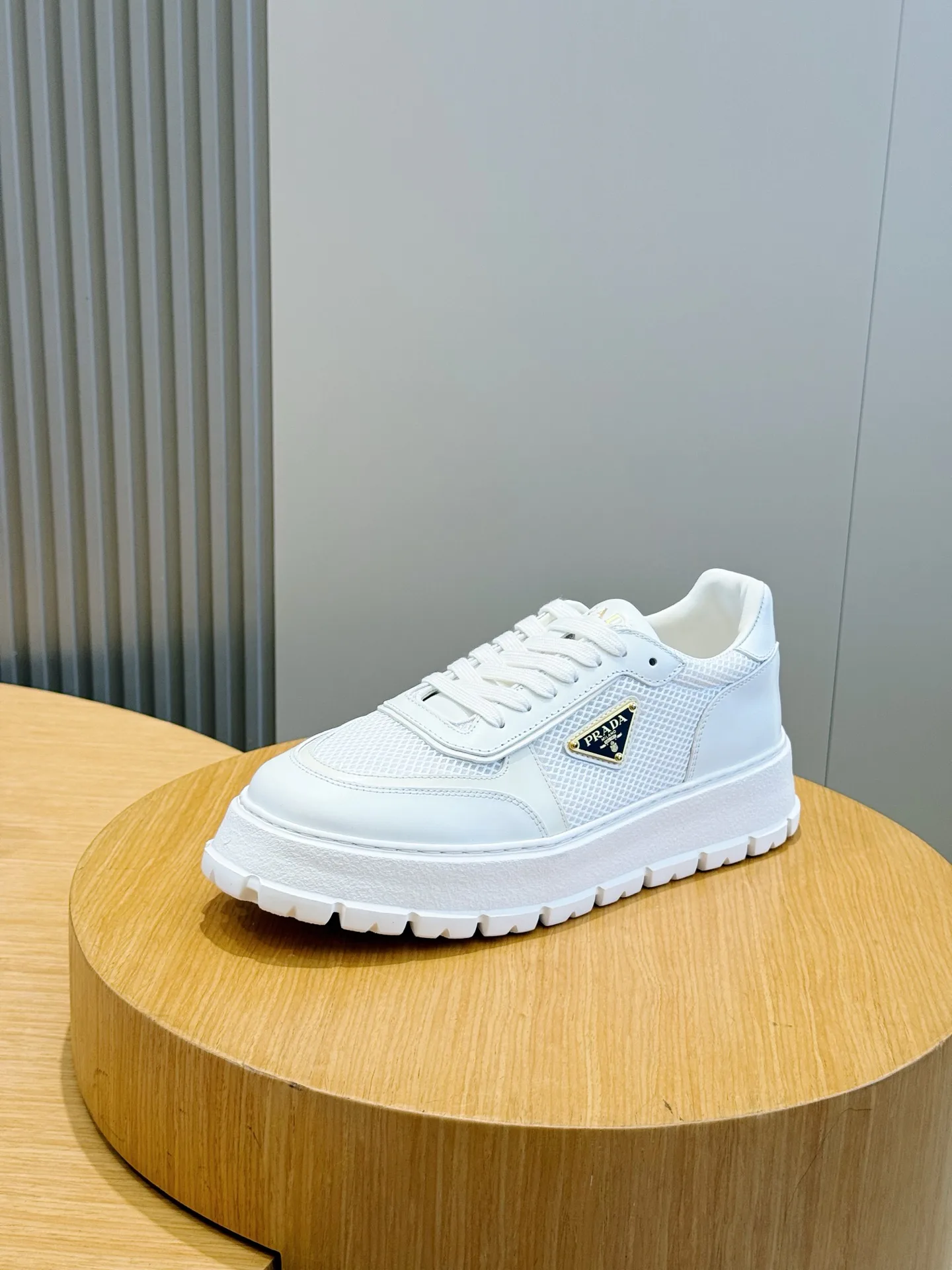 Men's Sneakers PRADA 18101444