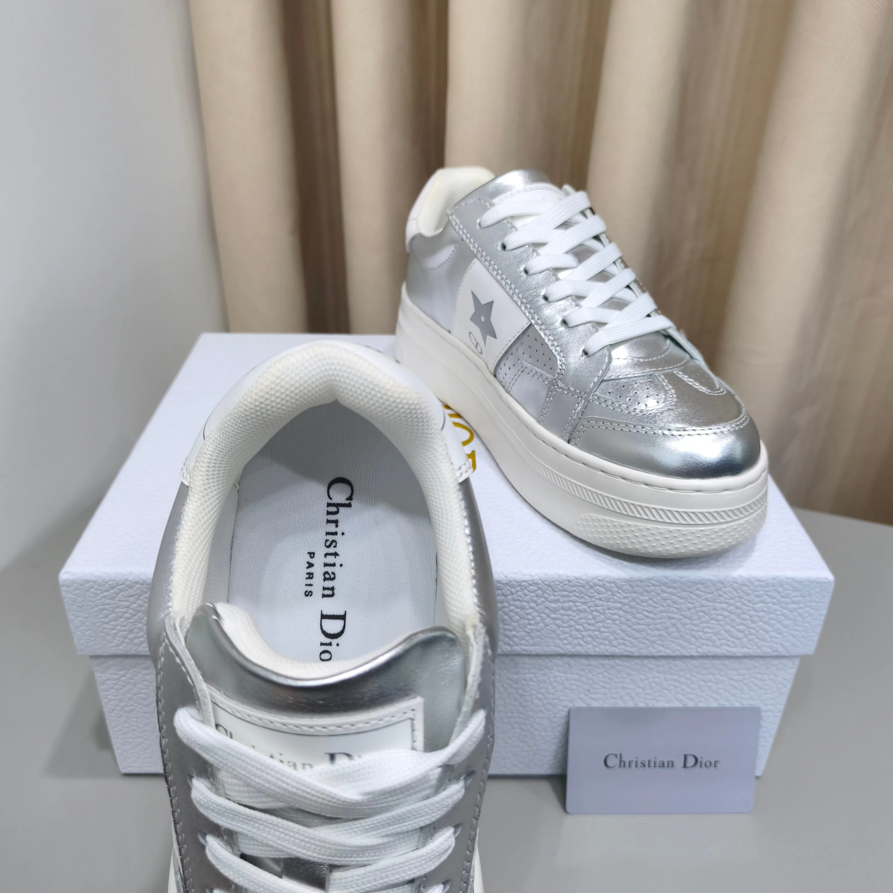 Women's Sneakers CHRISTIAN DIOR 17988726