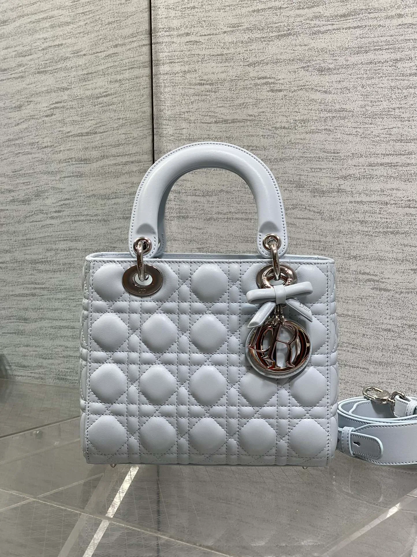 Women's Classic Handbags CHRISTIAN DIOR 18392912