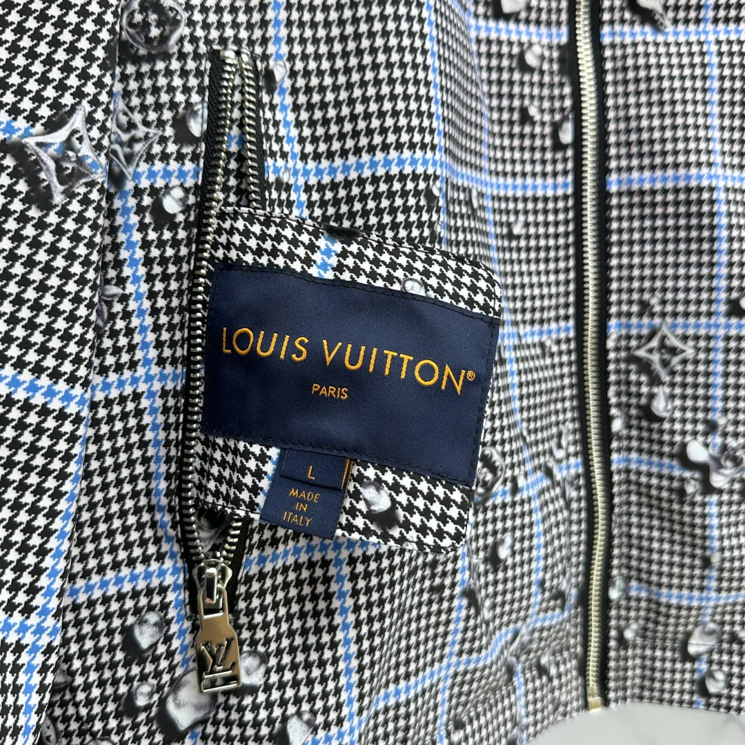 Куртки И Пуховики Мужские Louis Vuitton 18596972