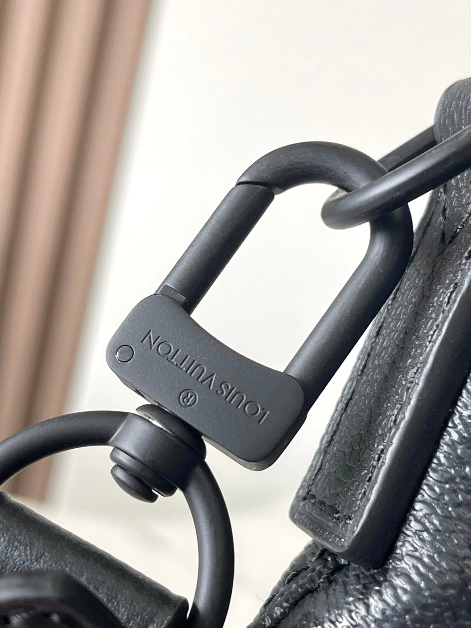 Women's Classic Handbags LOUIS VUITTON 18521050