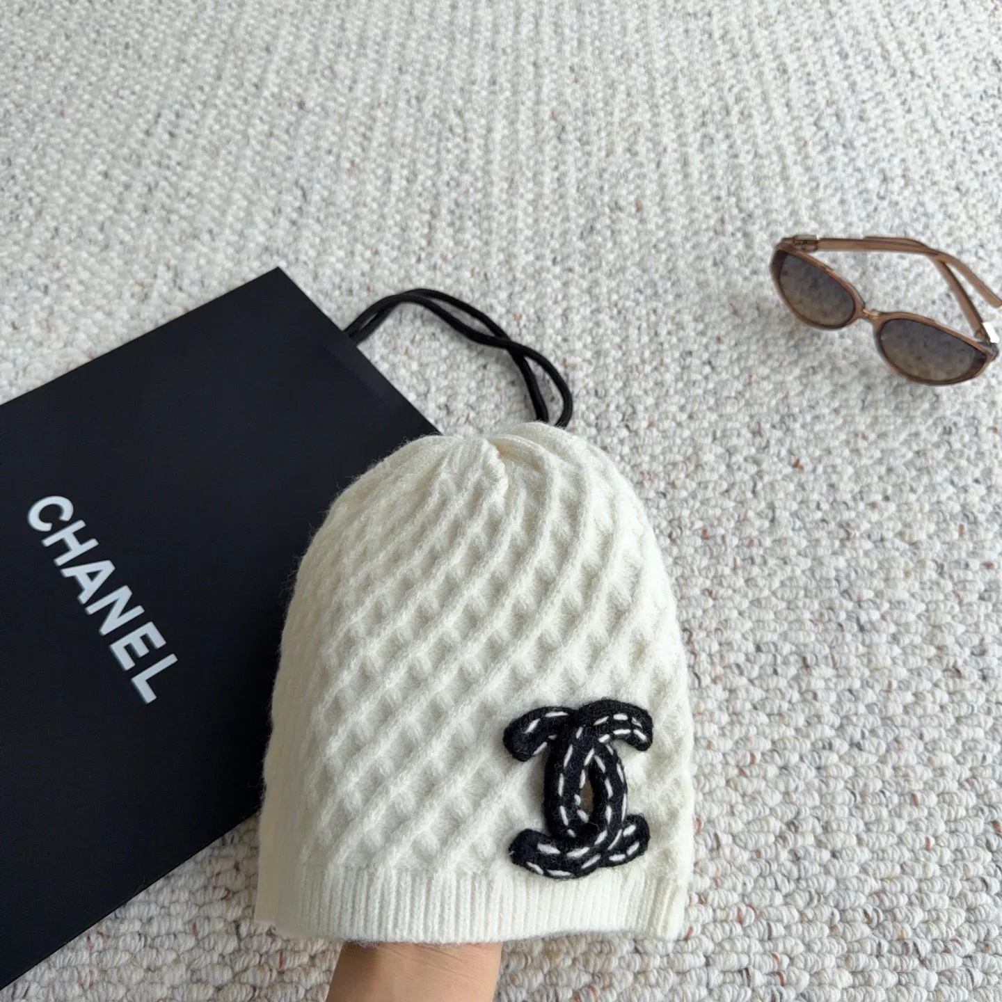 Hats CHANEL 18450110