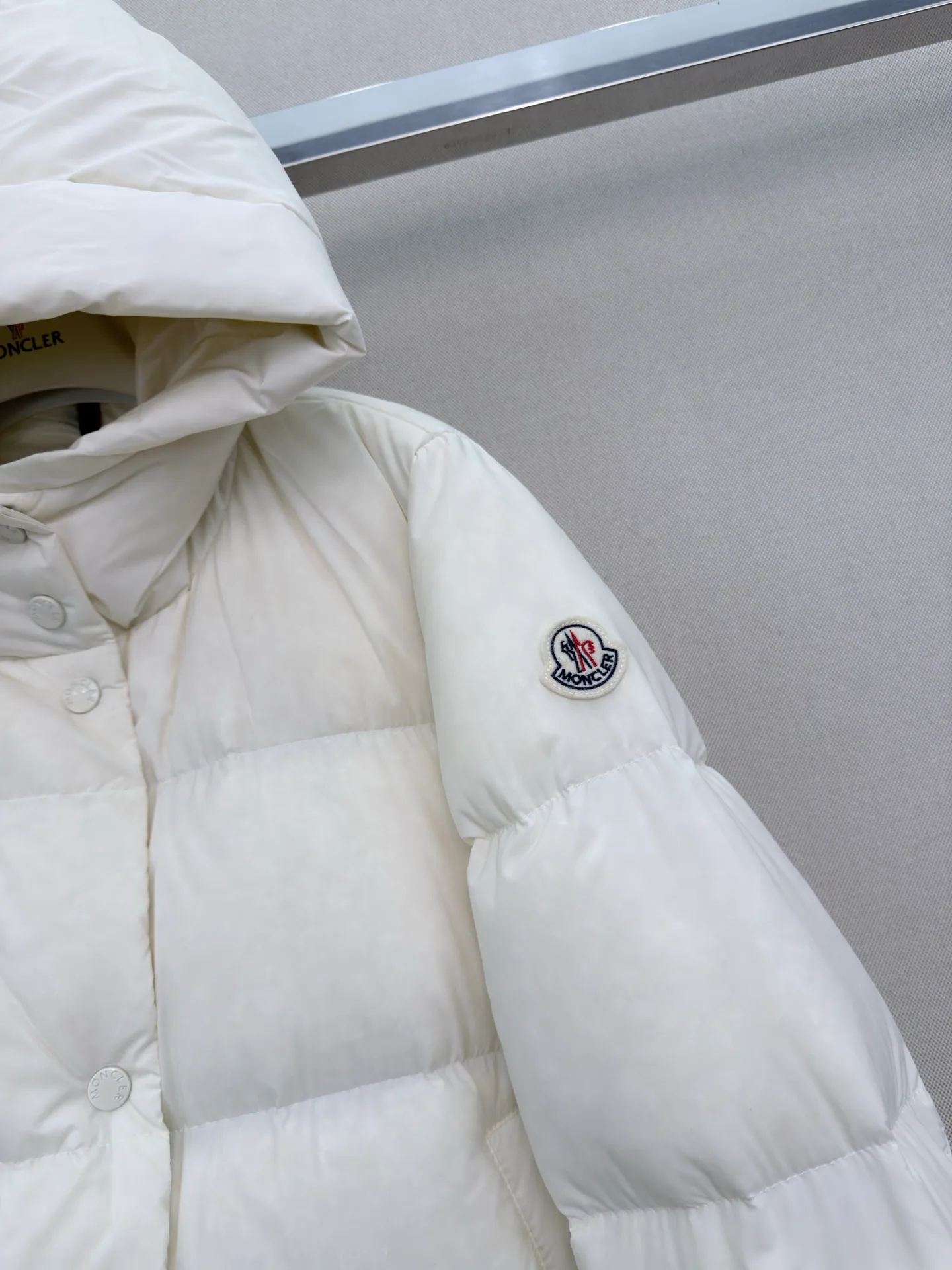 Куртки И Пуховики Женские Moncler 18600951