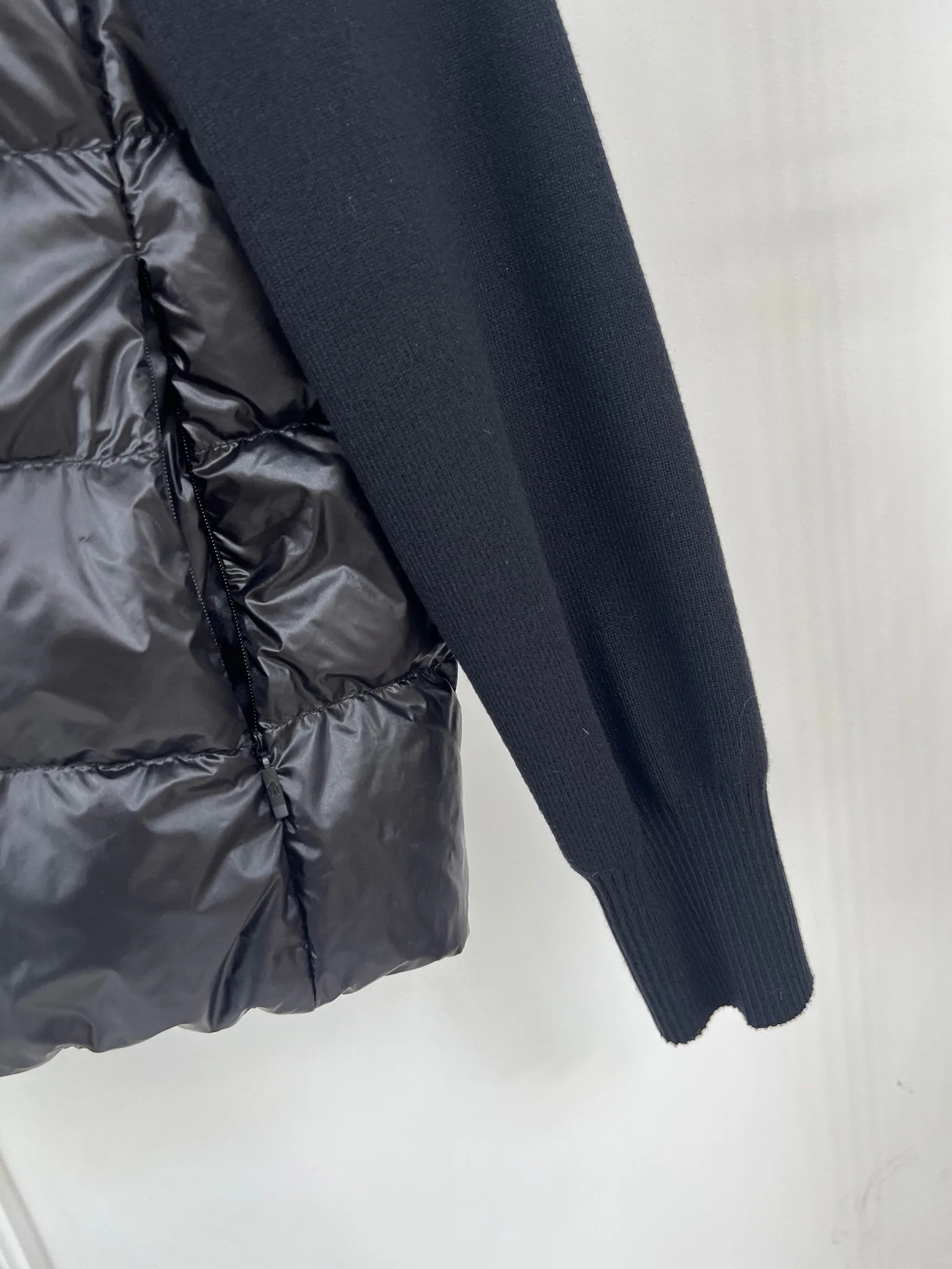 Women's Jackets And Down Jackets MONCLER 18415626