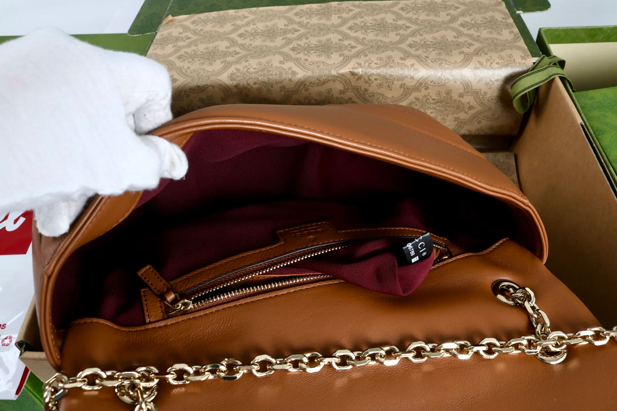 Women's Classic Handbags GUCCI 18223244