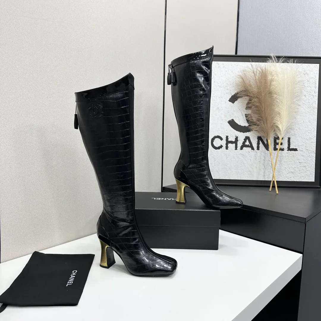 Women's Boots CHANEL 18366732