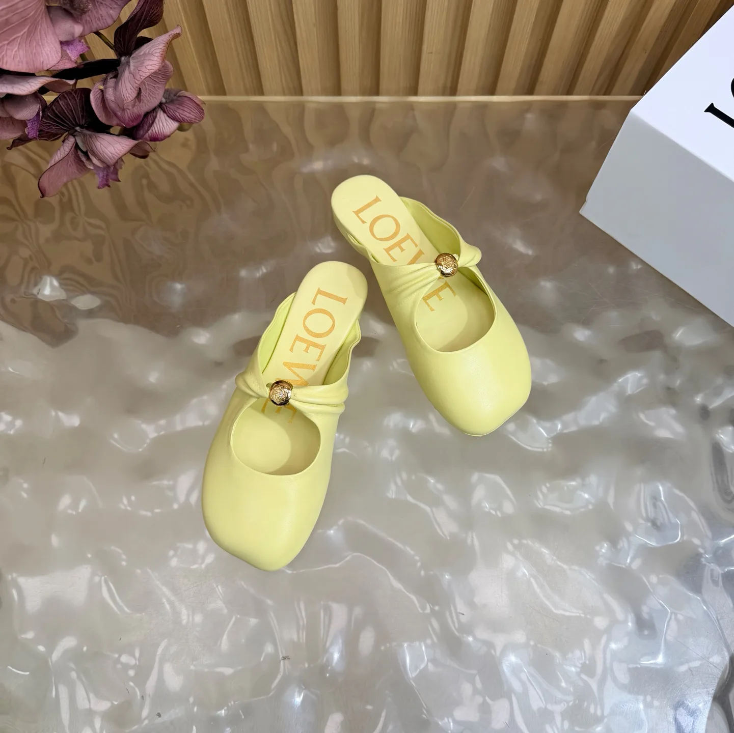 Women's Mules And Clogs LOEWE 17467476