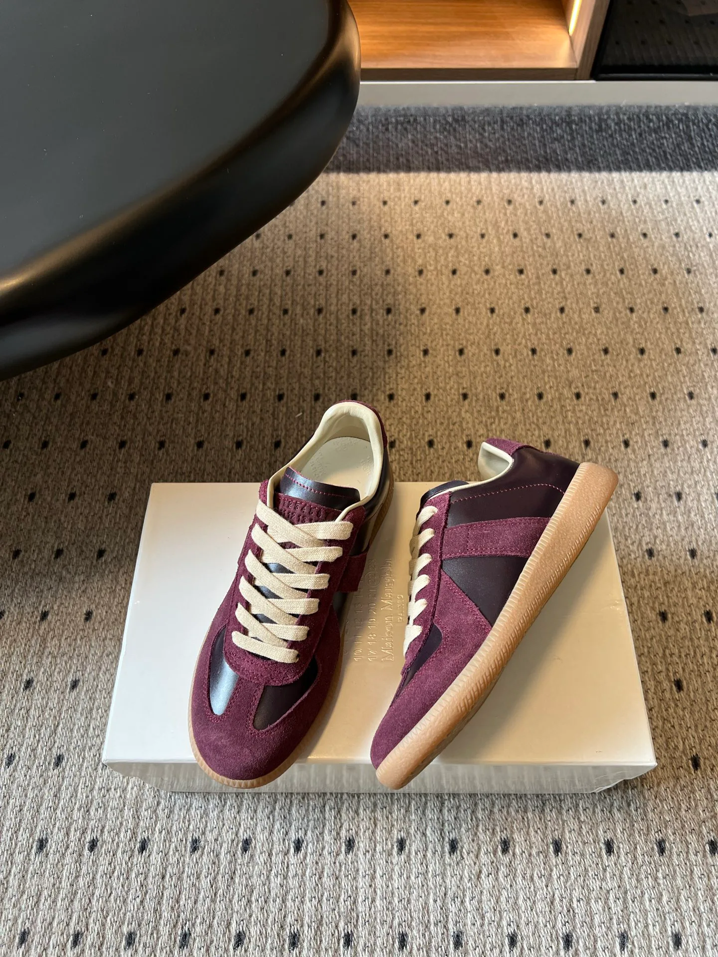 Women's Sneakers MAISON MARGIELA 17419542