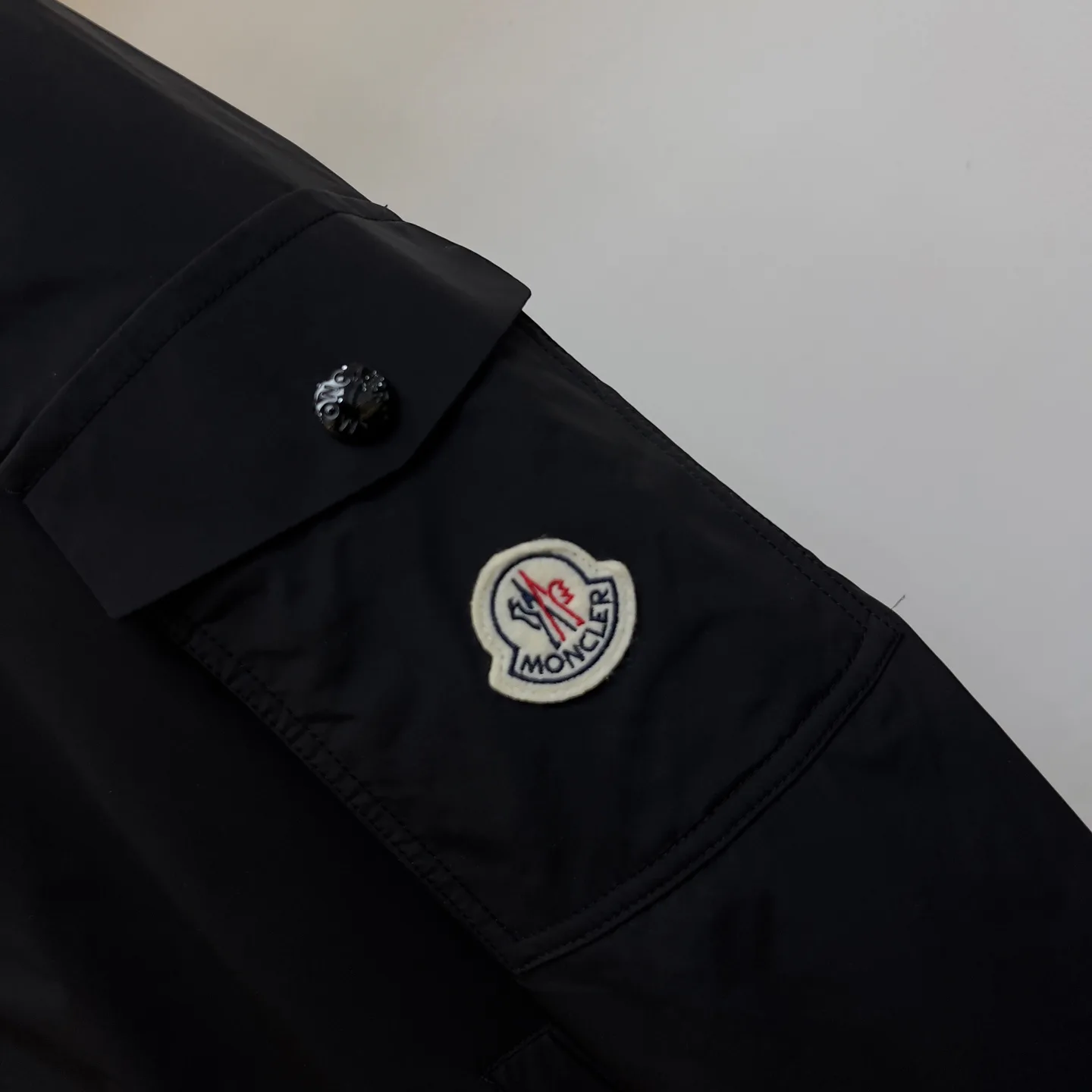 Men's Jackets And Down Jackets MONCLER 17340717