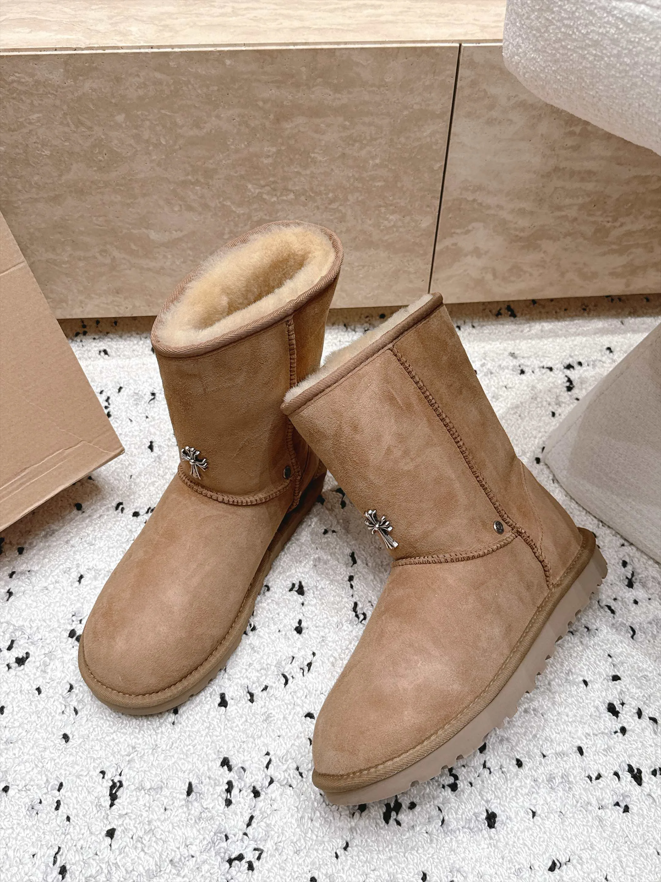 Women's Ugg Boots UGG 18436512