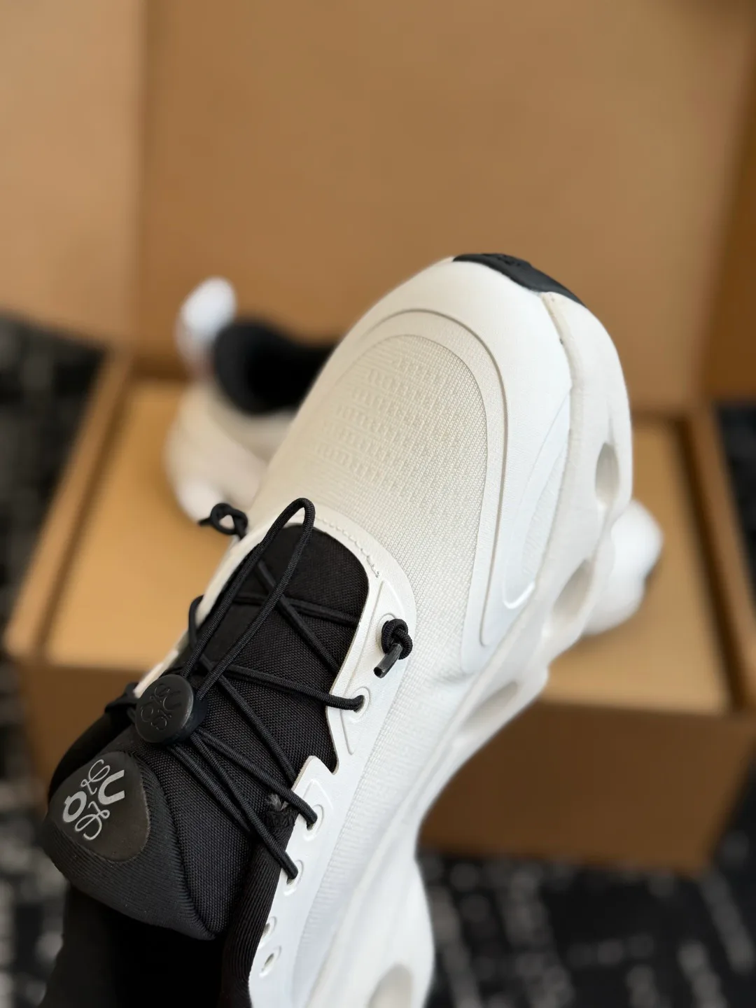 Women's Sneakers LOEWE 18139557