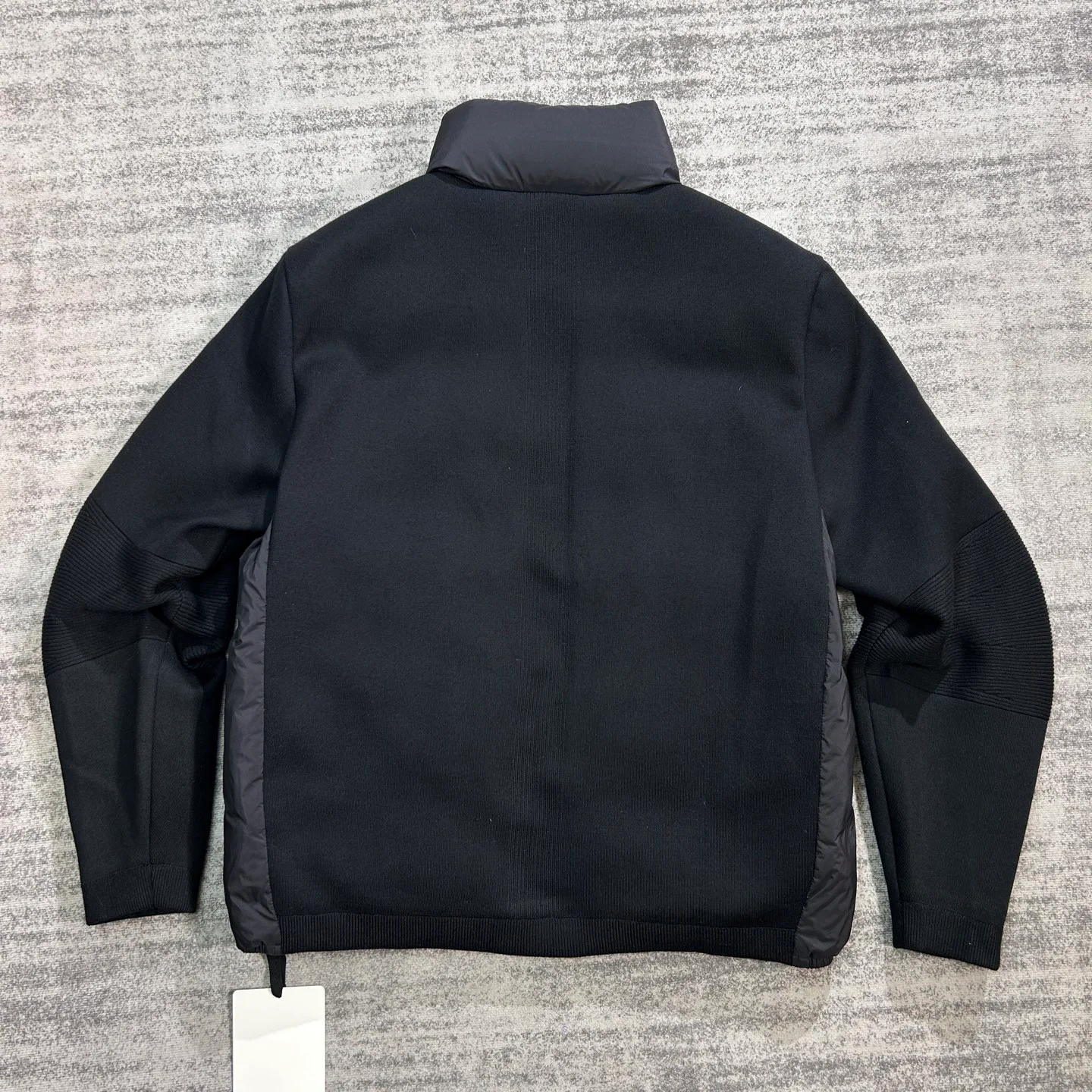 Women's Jackets And Down Jackets MONCLER 18134219
