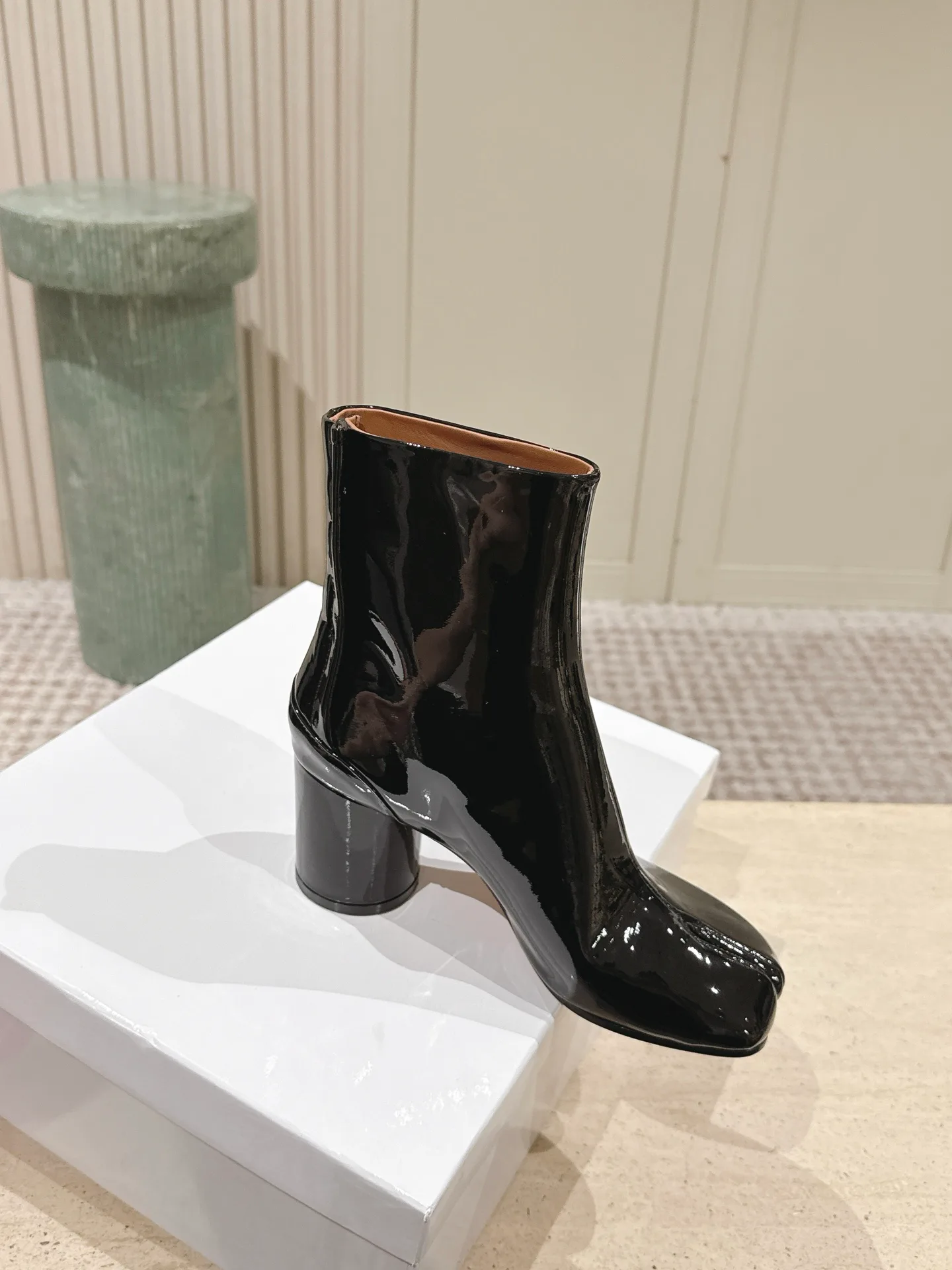 Women's Booties MAISON MARGIELA 18062877