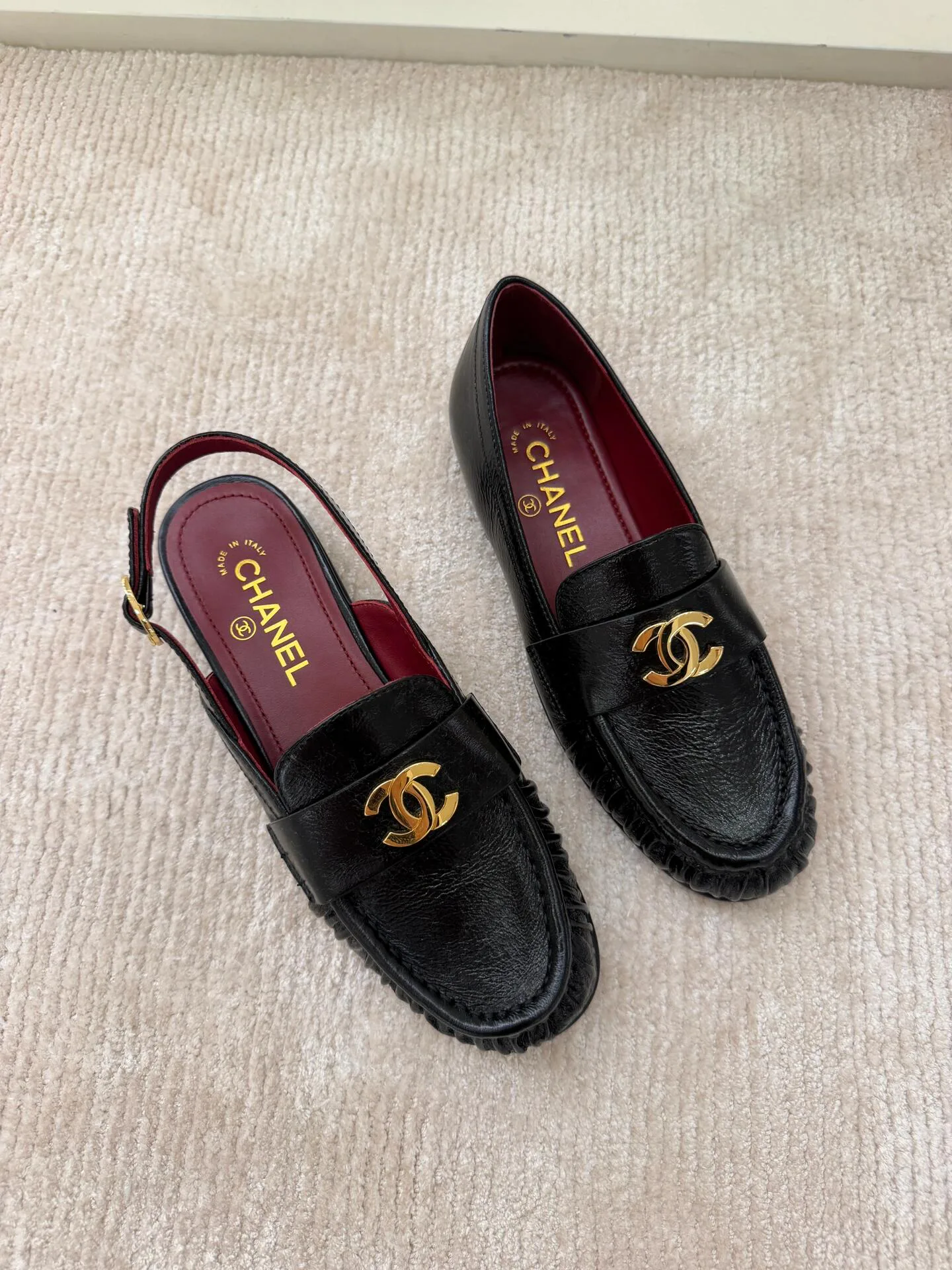 Women's Loafers And Moccasins CHANEL 18107569
