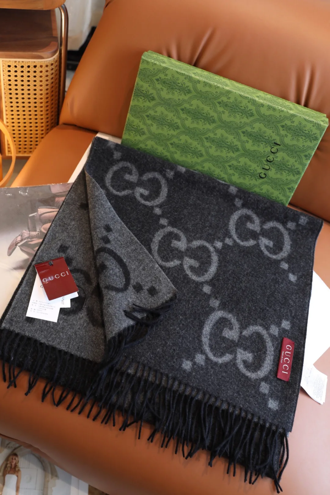 Scarves GUCCI 18265971
