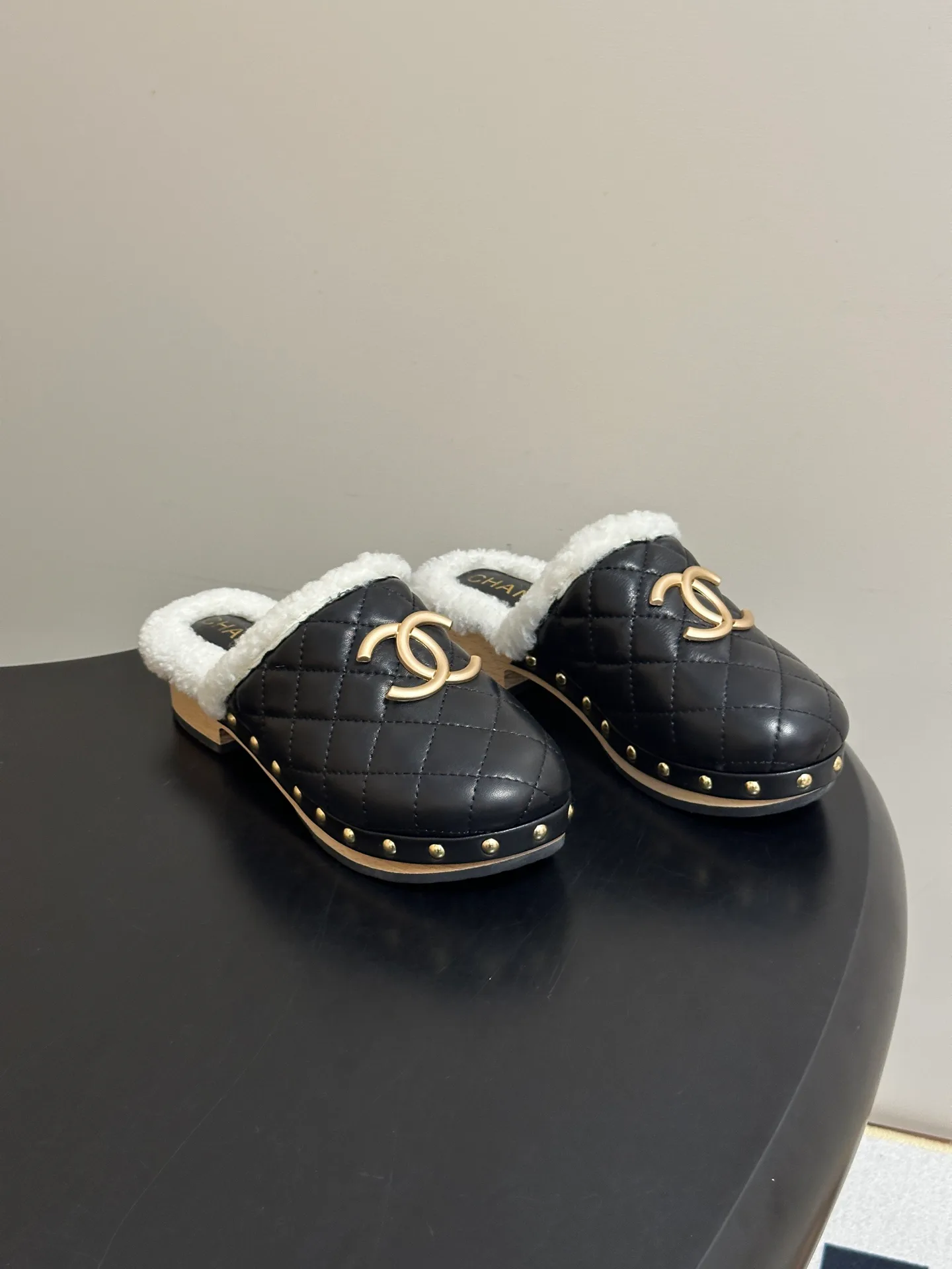 Women's Mules And Clogs CHANEL 18492602
