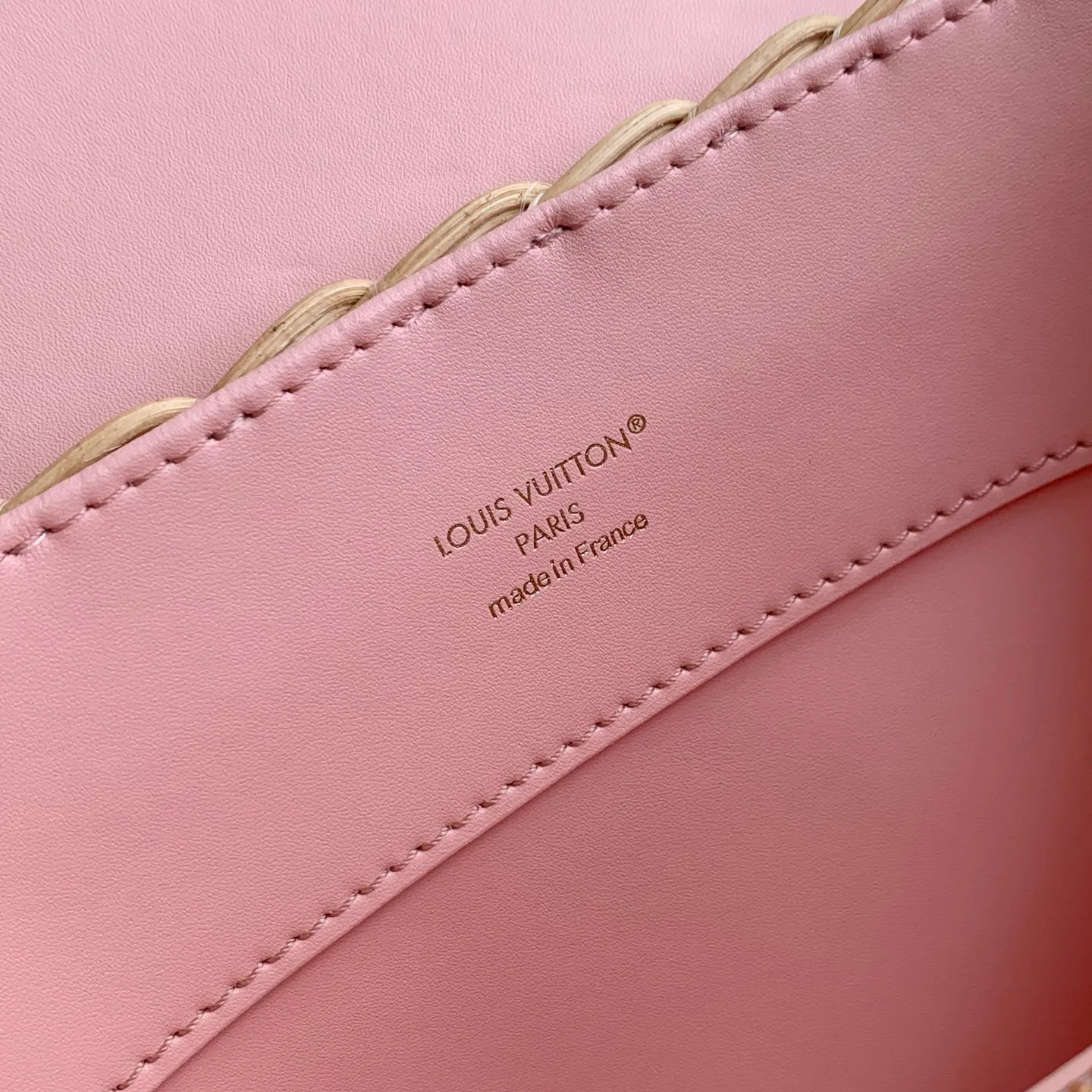 Women's Classic Handbags LOUIS VUITTON 18147579