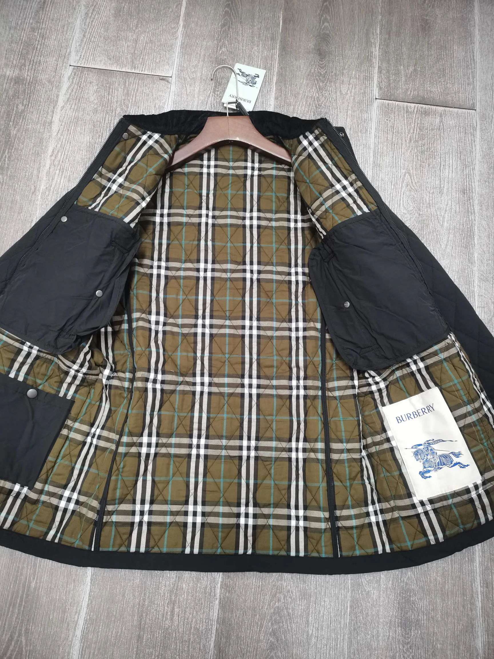Women's Jackets And Down Jackets BURBERRY 17998526