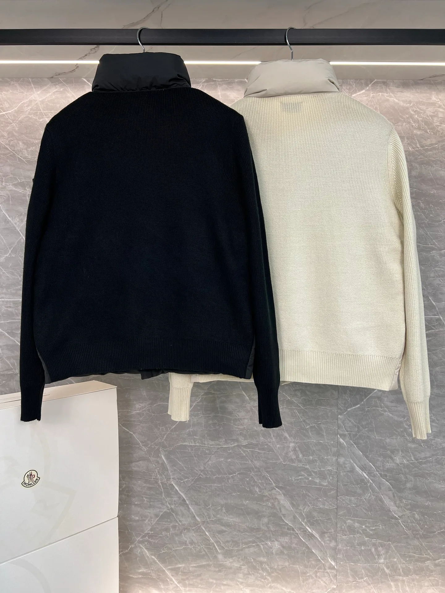 Куртки И Пуховики Мужские Moncler 18599840