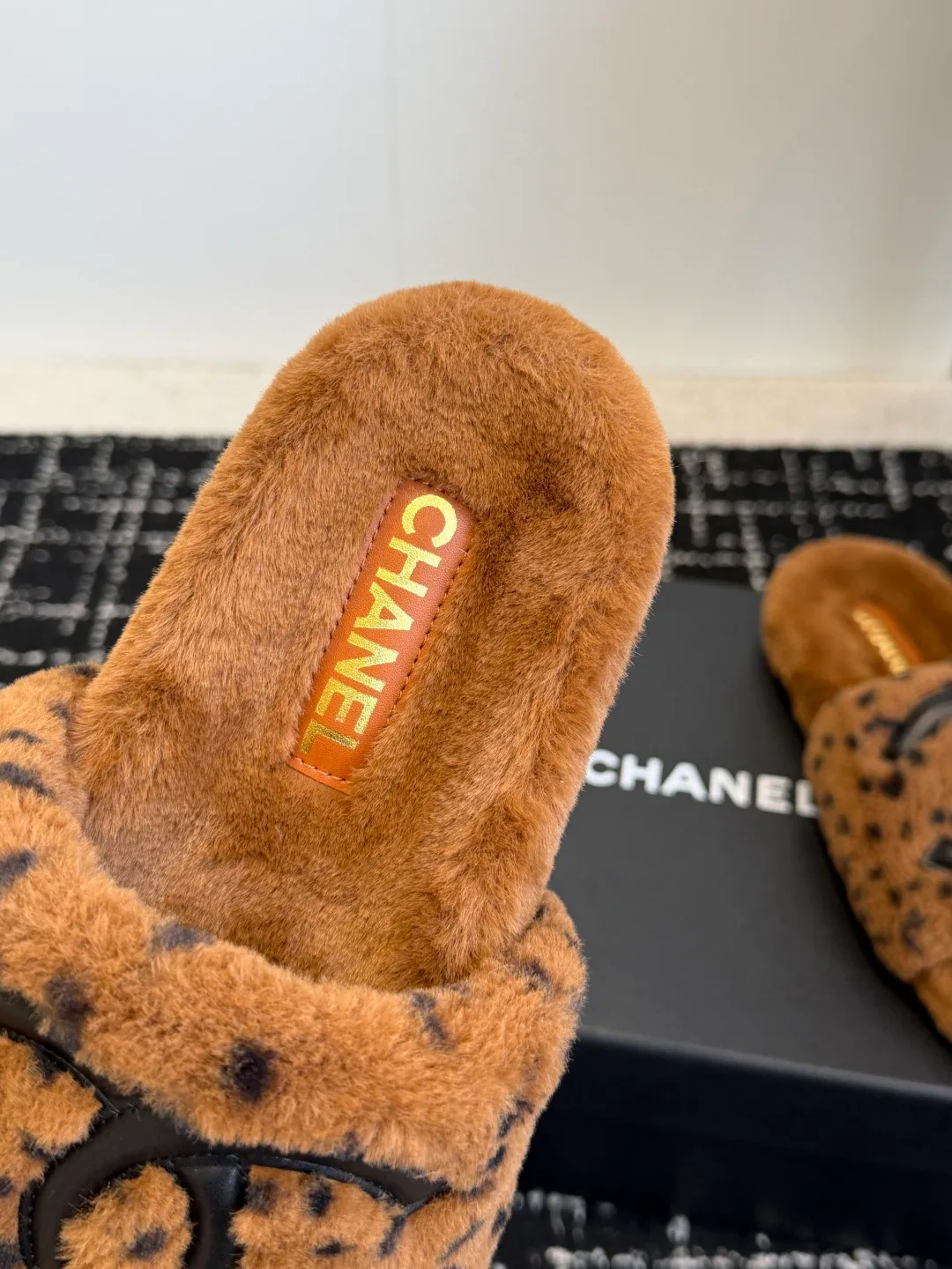 Women's Slippers CHANEL 18053853