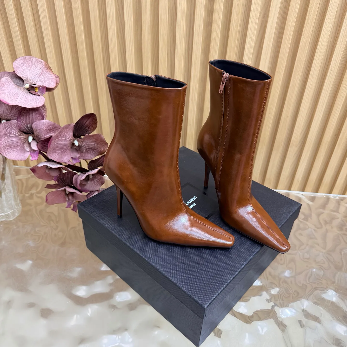 Women's Booties SAINT LAURENT 17798926