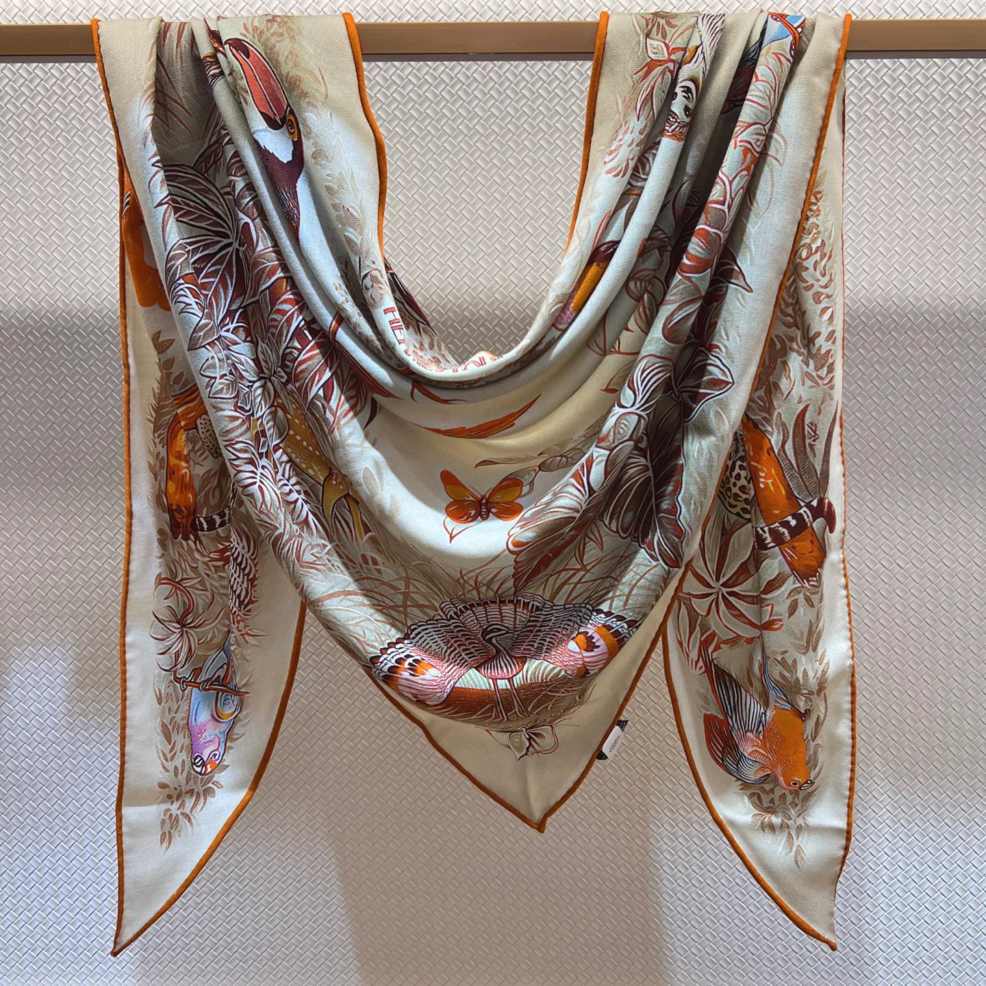 Scarves HERMES 17444155
