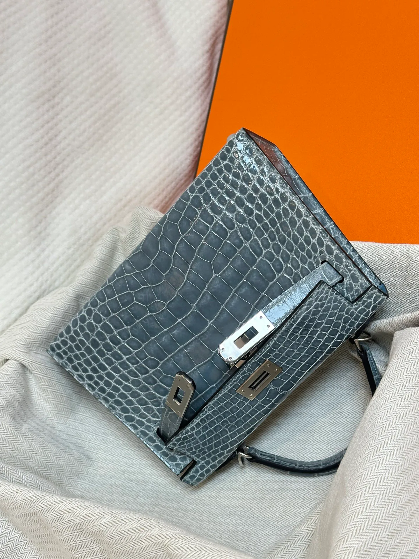 Women's Classic Handbags HERMES 18362071