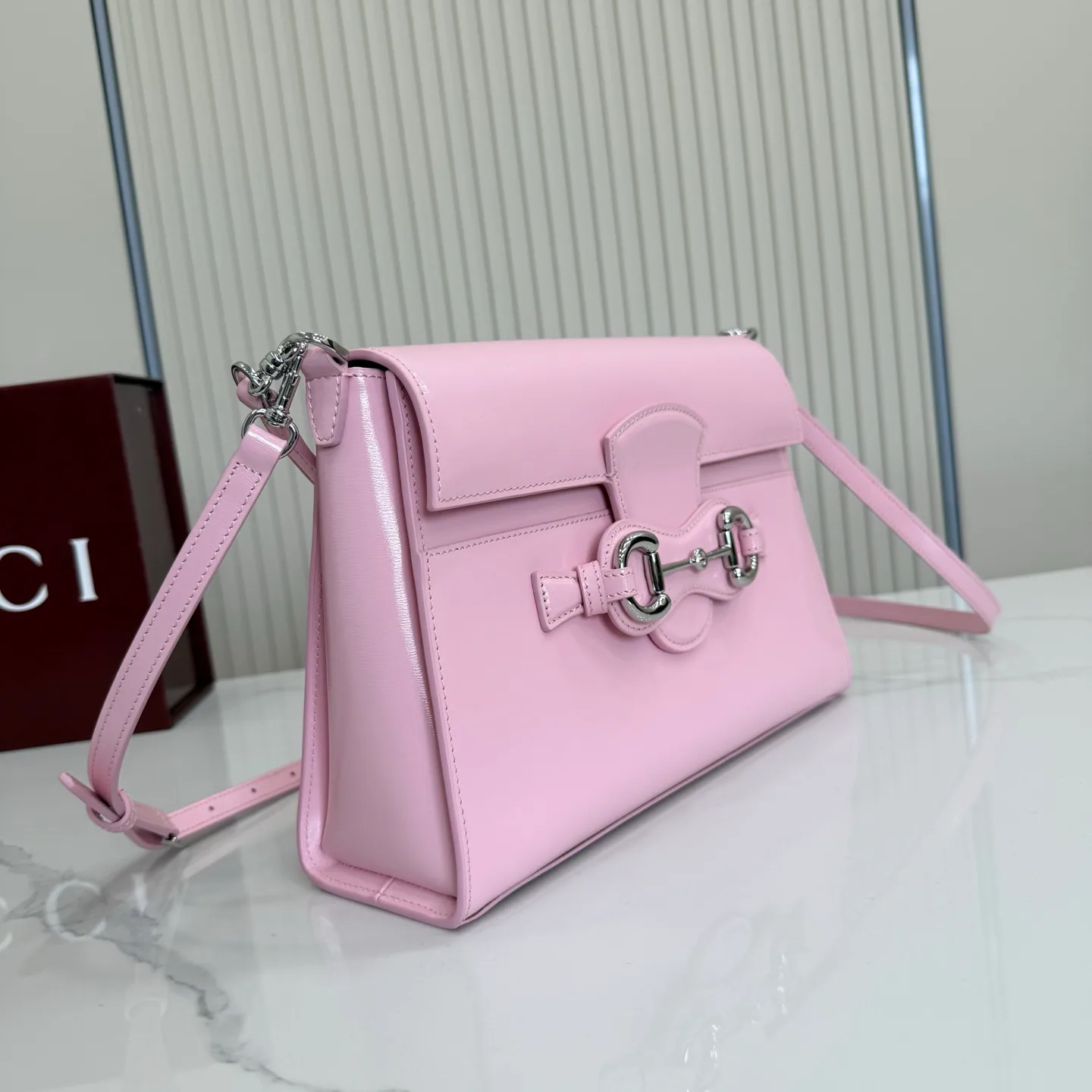 Women's Classic Handbags GUCCI 18262334