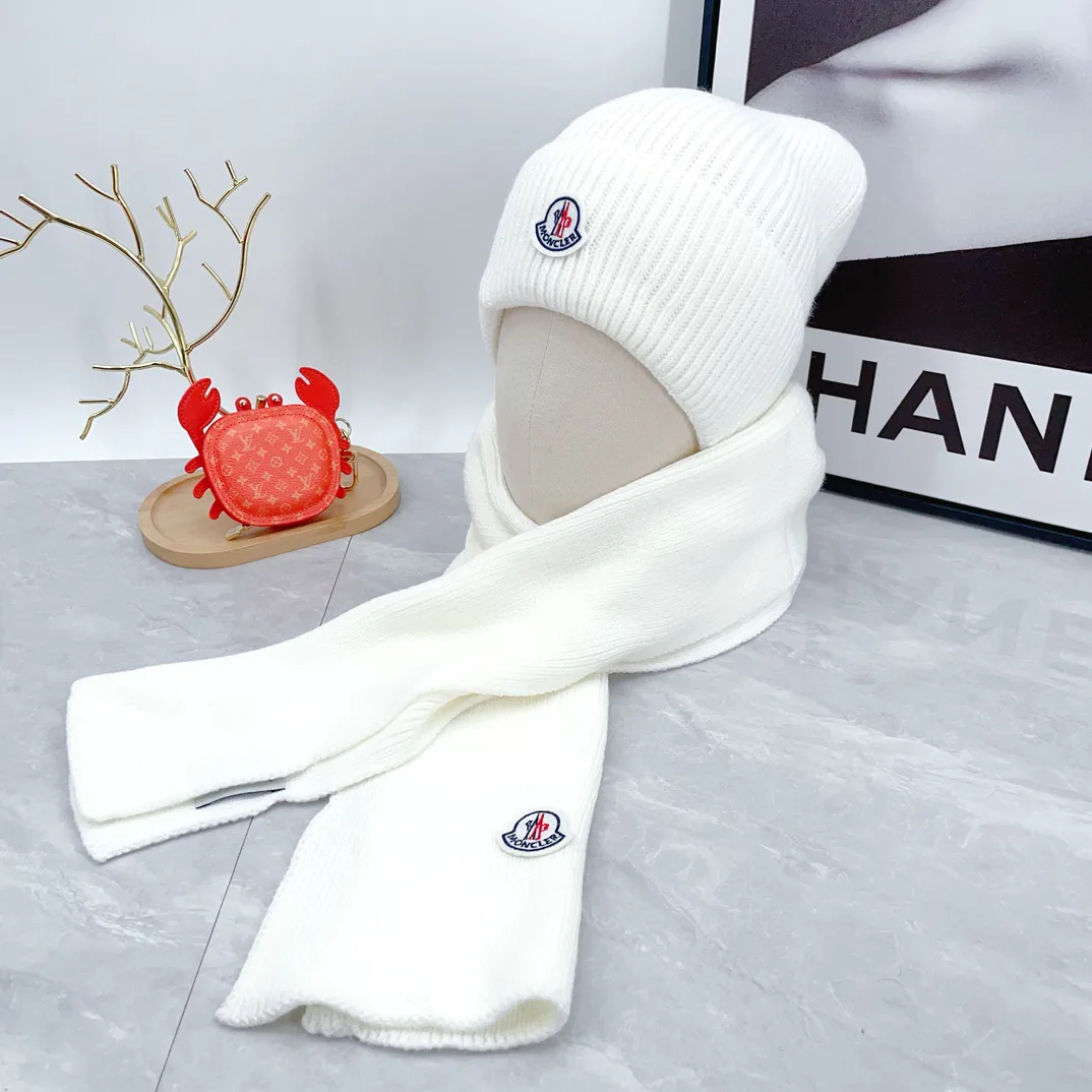 Hats MONCLER 18445741