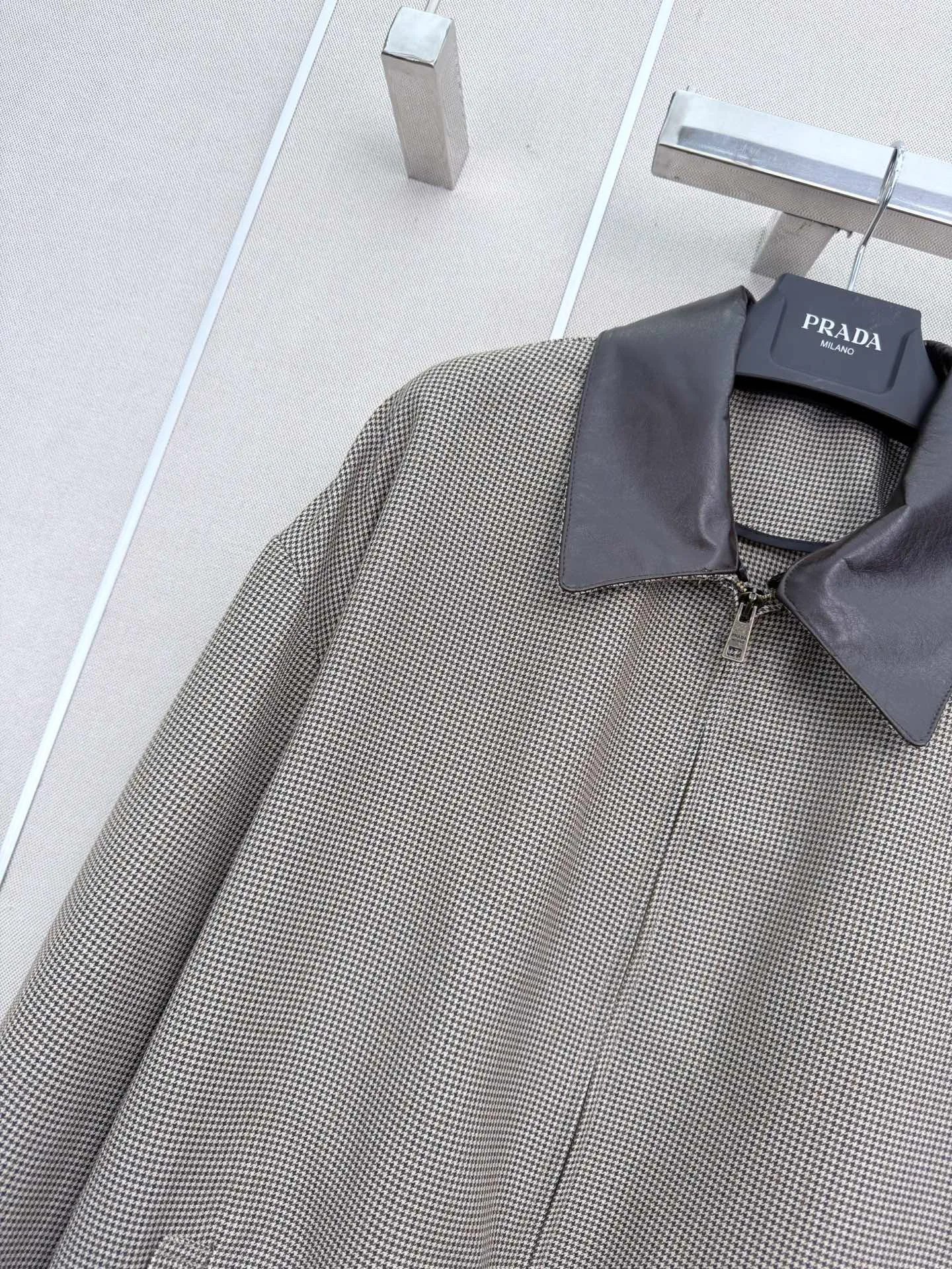 Women's Jackets And Down Jackets PRADA 18023374