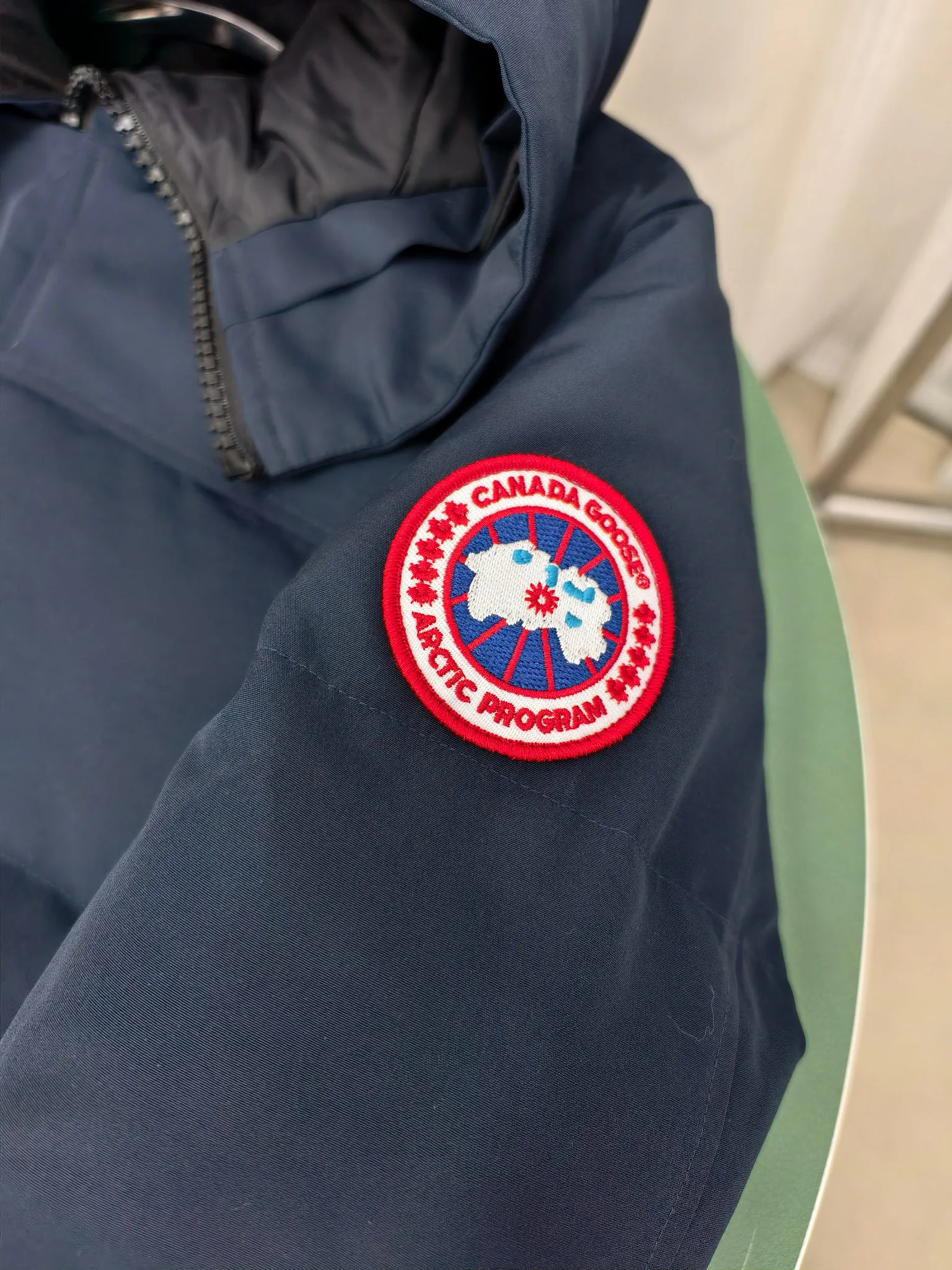 Куртки И Пуховики Мужские Canada Goose 18684537