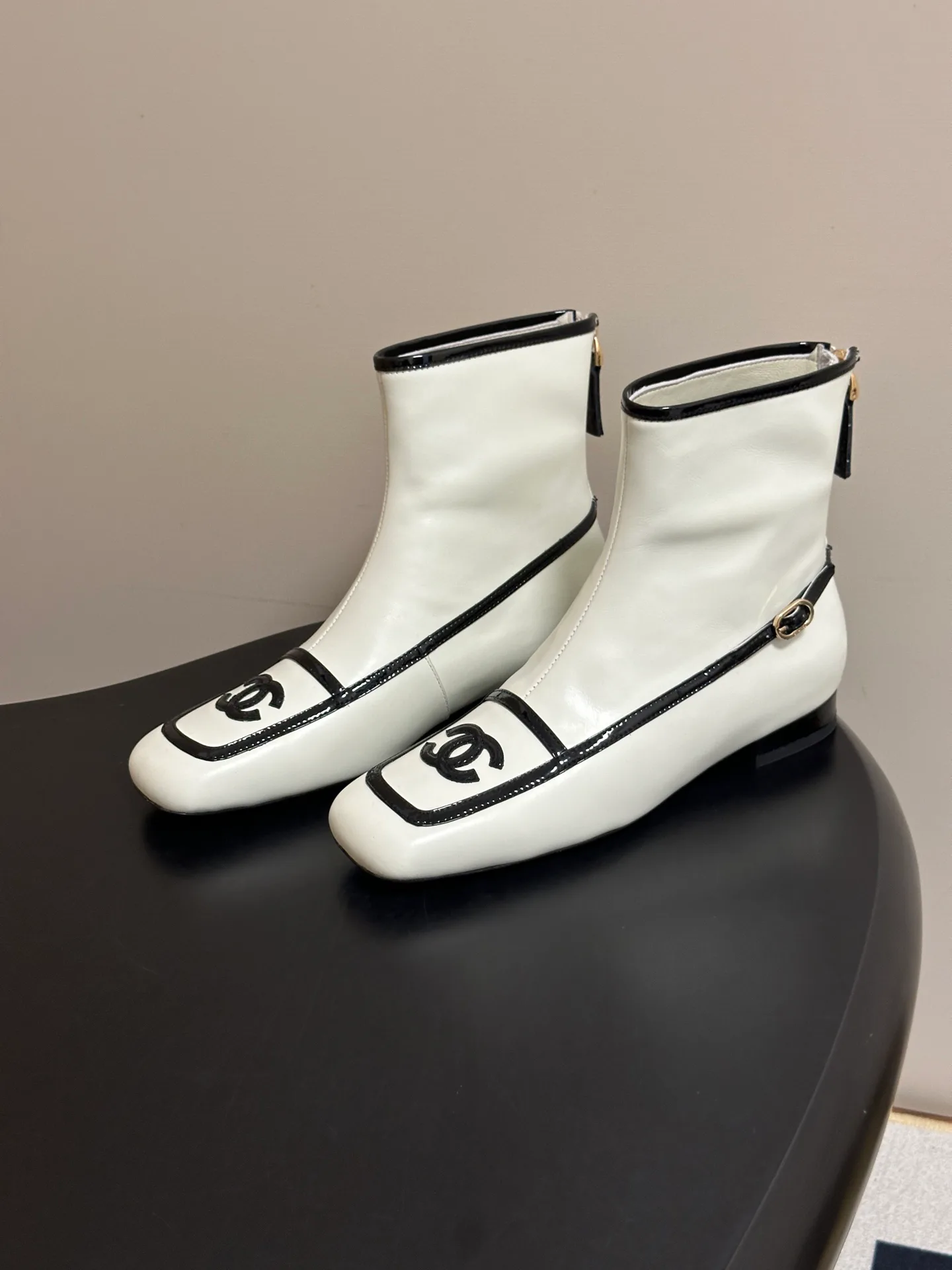 Women's Booties CHANEL 18041901