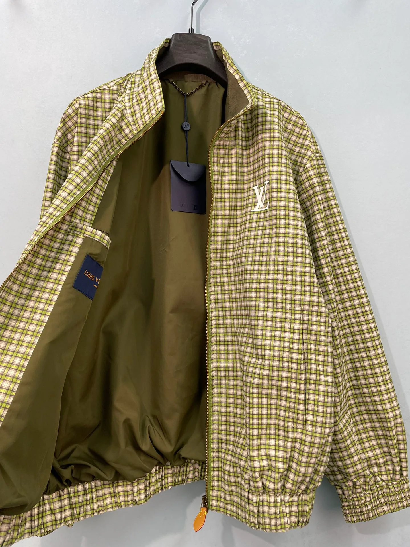Women's Jackets And Down Jackets LOUIS VUITTON 18152069