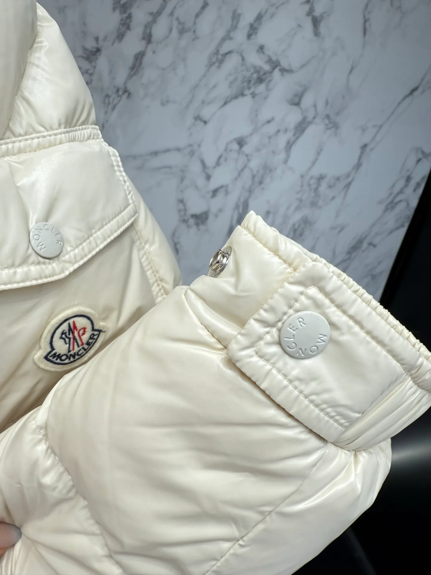 Men's Jackets And Down Jackets MONCLER 17830627
