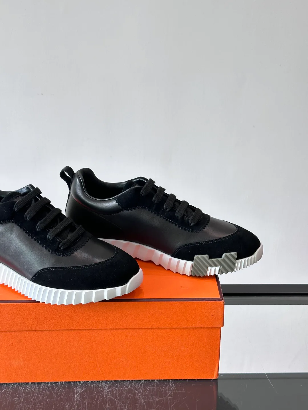 Men's Sneakers HERMES 18102599