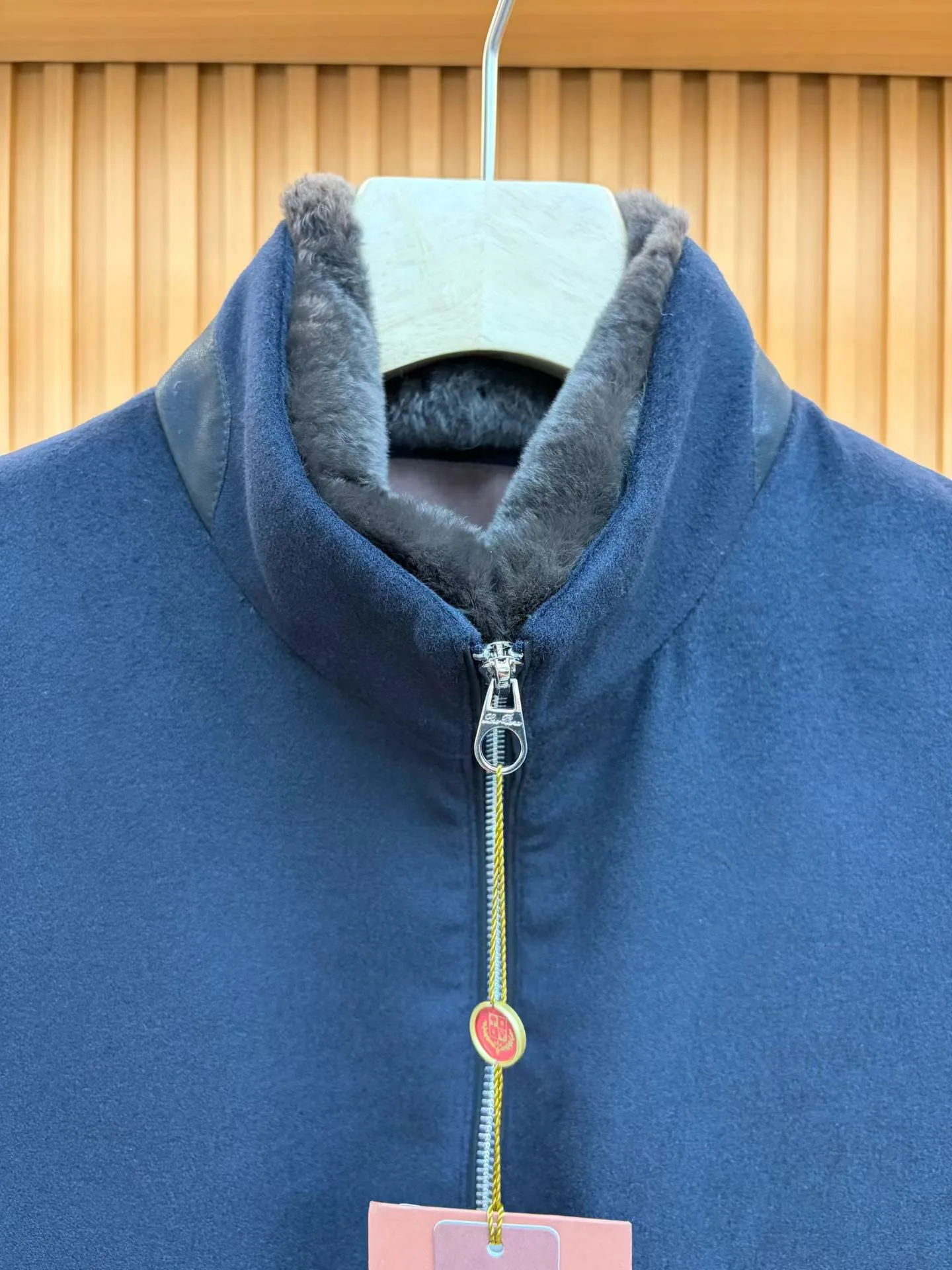 Men's Jackets And Down Jackets LORO PIANA 18084663