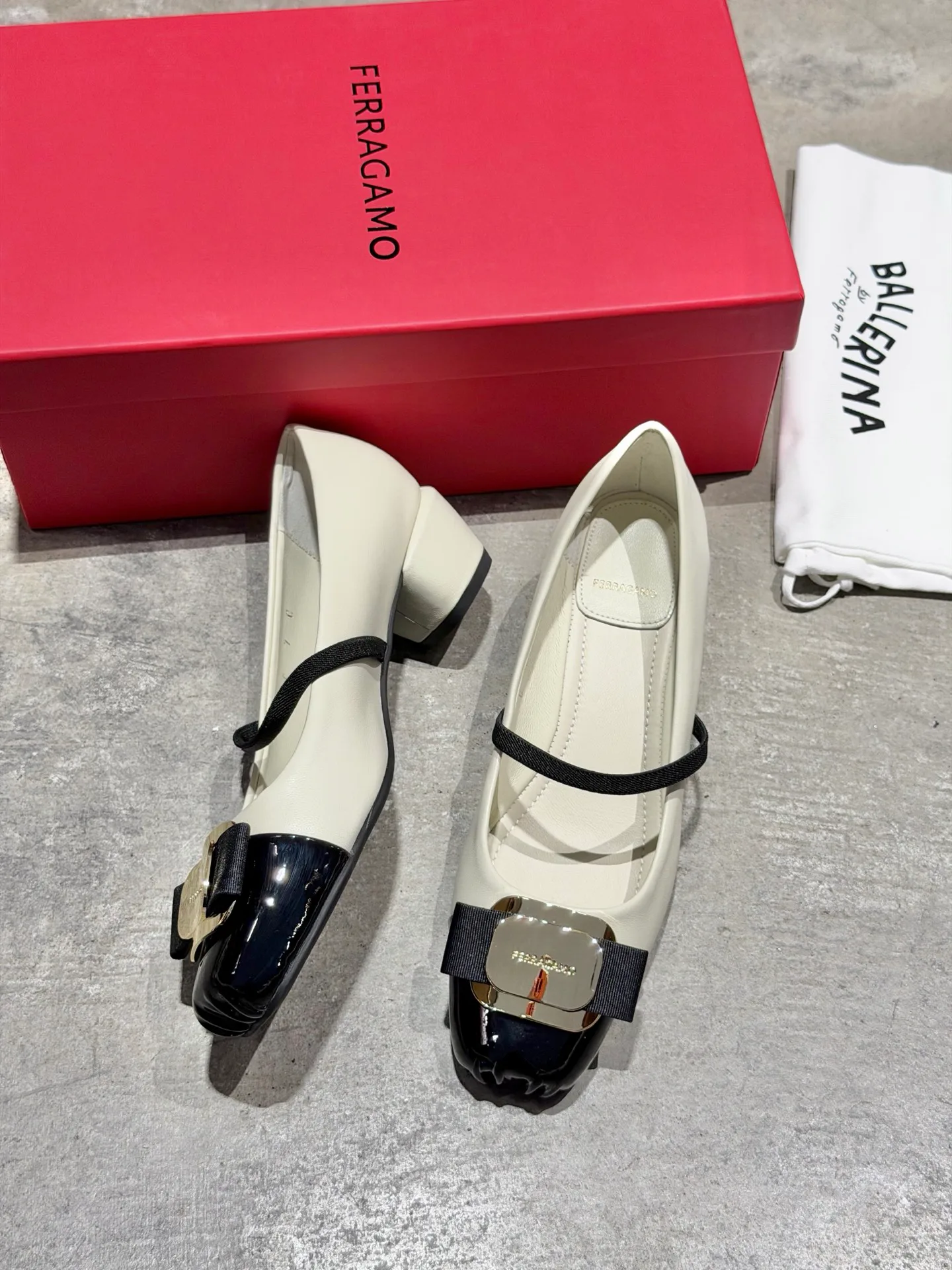 Women's Heels SALVATORE FERRAGAMO 17642553