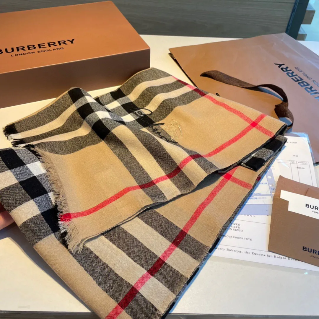 Scarves BURBERRY 18449889
