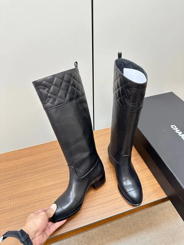 Women's Boots CHANEL 18198241