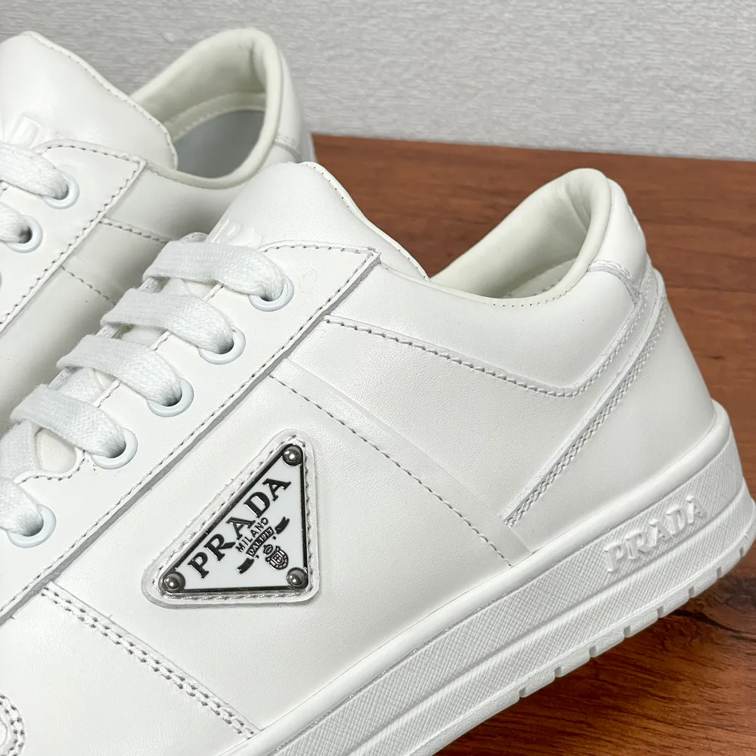 Men's Sneakers PRADA 18197808