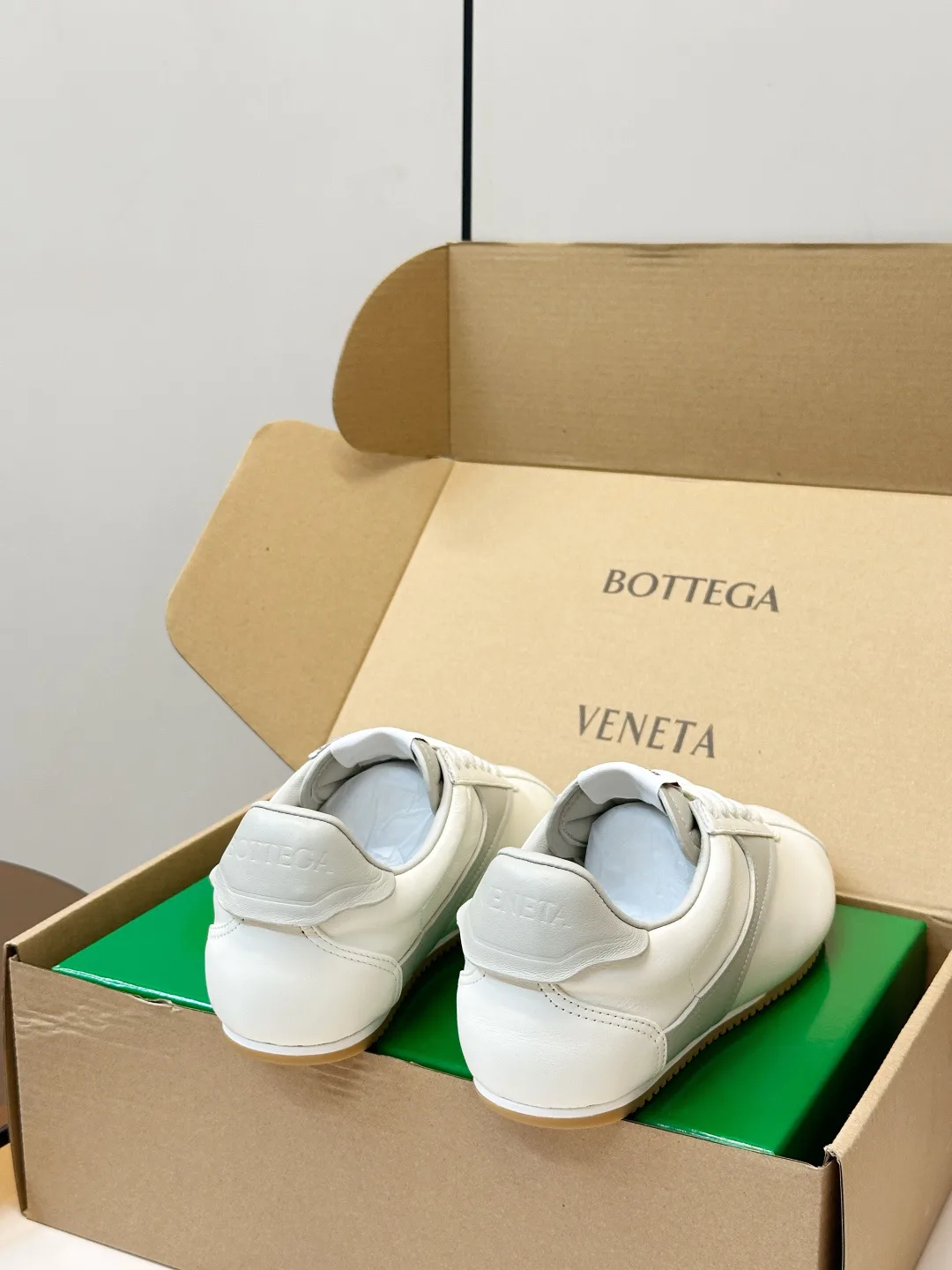 Women's Sneakers BOTTEGA VENETA 17841013