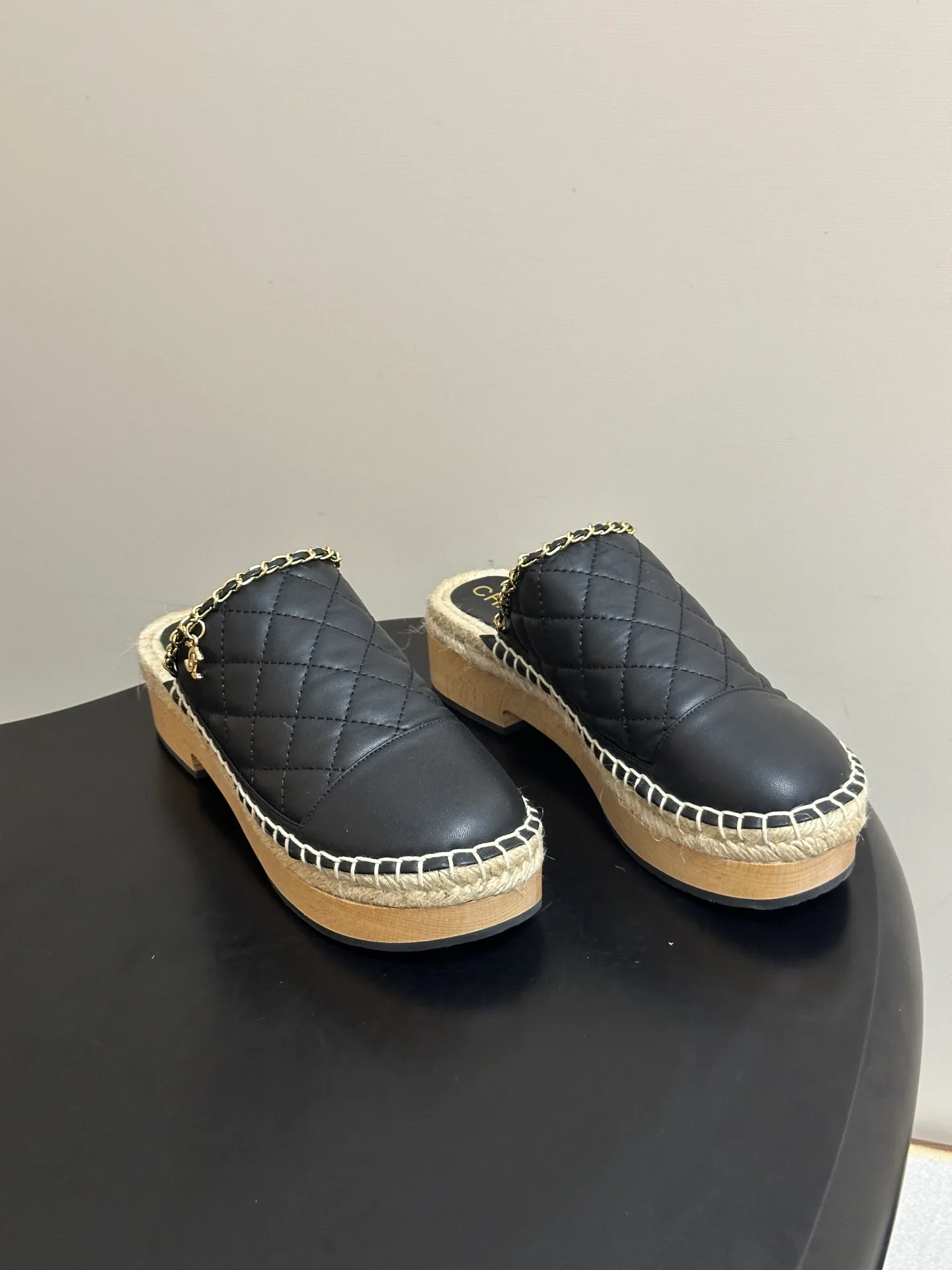 Women's Mules And Clogs CHANEL 17095144