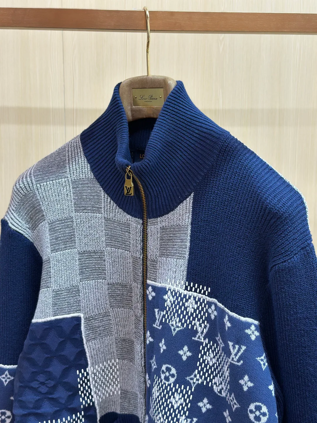 Men's Jackets And Down Jackets LOUIS VUITTON 18408266
