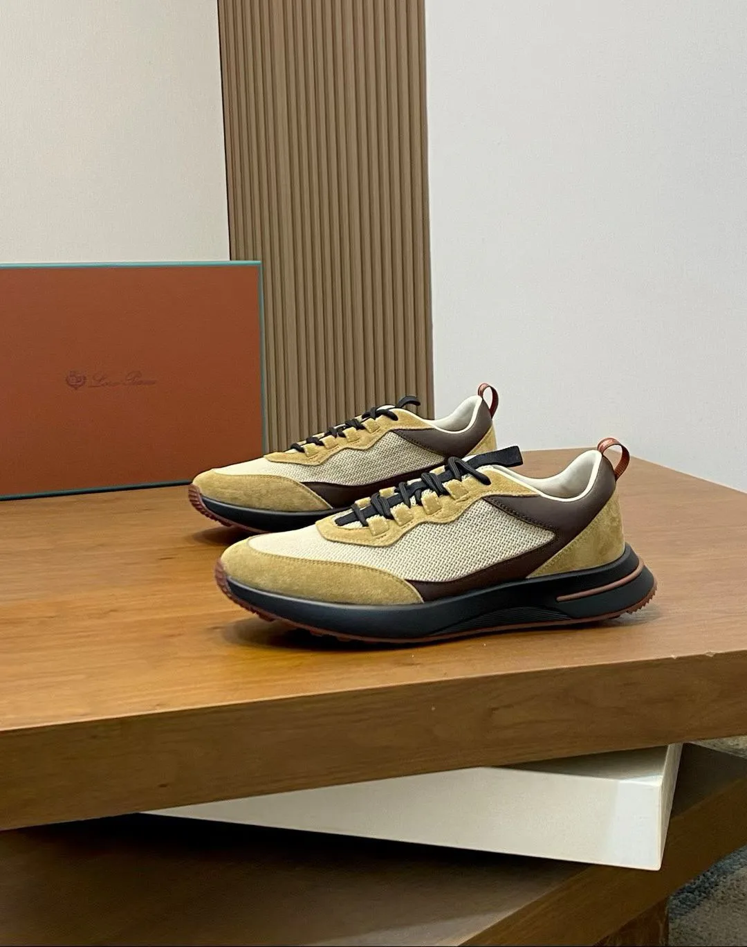Men's Sneakers LORO PIANA 17932737