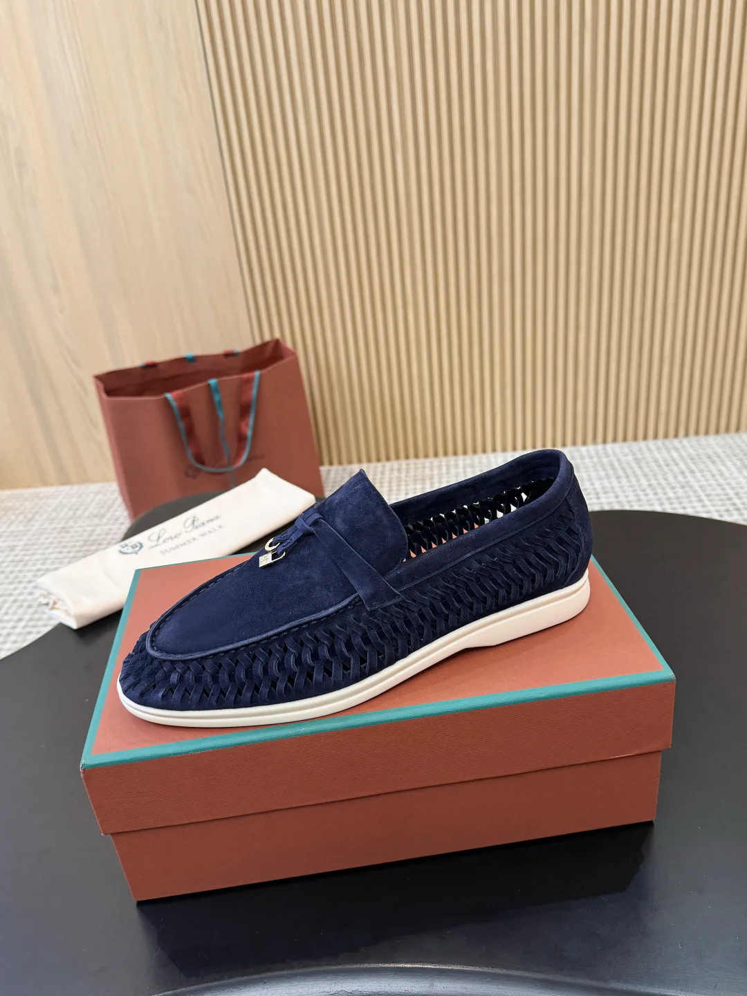 Women's Loafers And Moccasins LORO PIANA 18233094